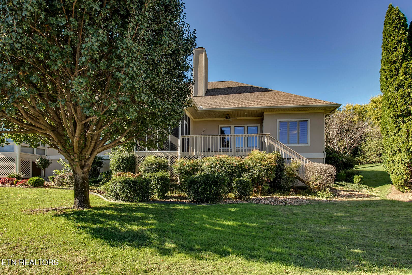 46_231 Tanasi Lagoon Drive_Back - 231 Tanasi Lagoon Drive, Loudon, TN 37774