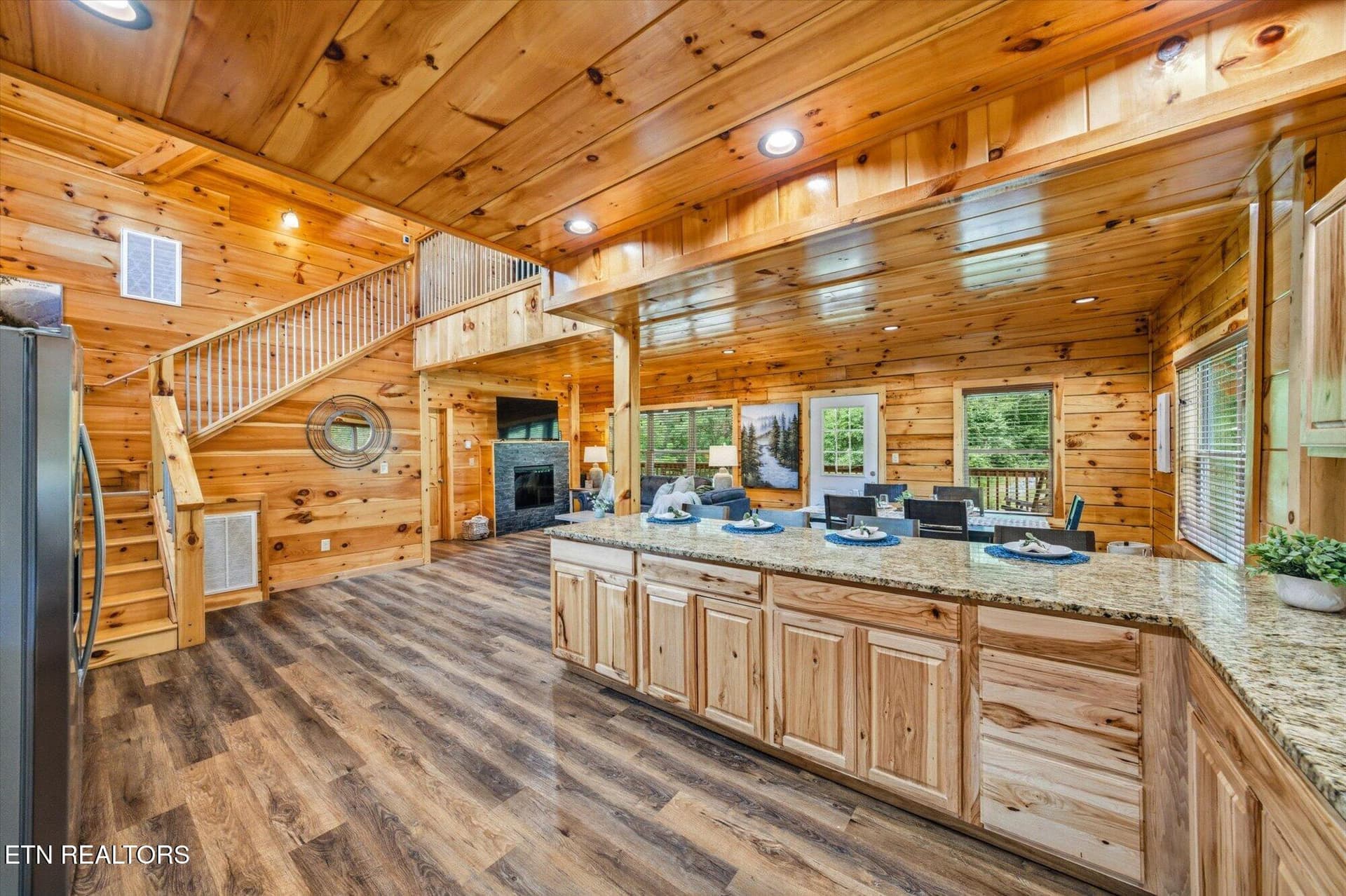 03 - 2933 Fiddlers Creek Way, Pigeon Forge, TN 37863