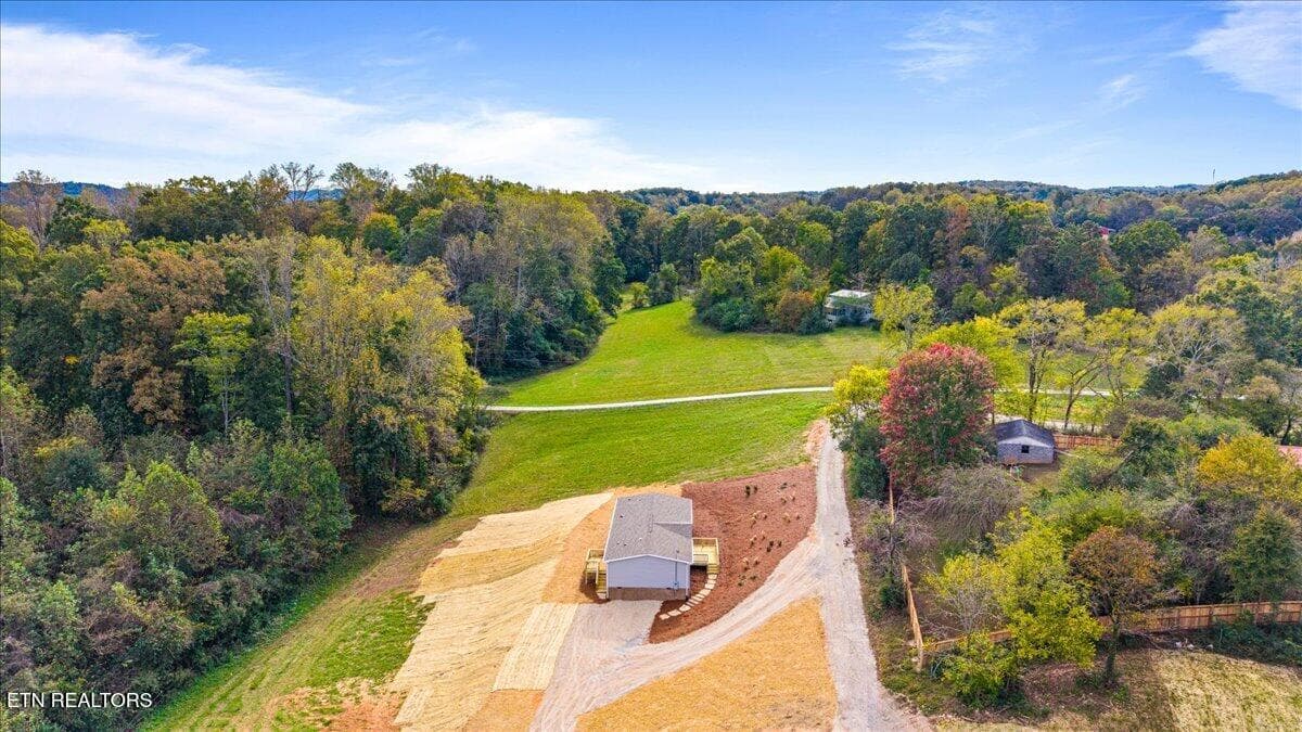 47-Bland Rd - 352 Bland Rd, Clinton, TN 37716