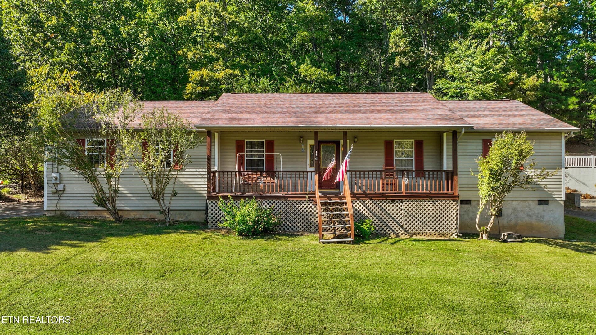 175 Alpine Drive, Lenoir City, TN 37771