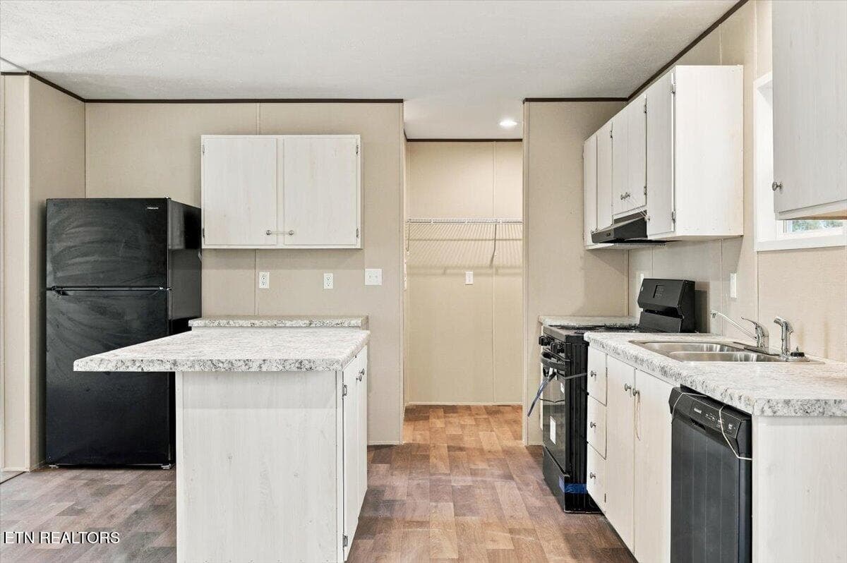 09-900 Shackleford Rd 9 - 900 Shackleford Rd, Mosheim, TN 37818