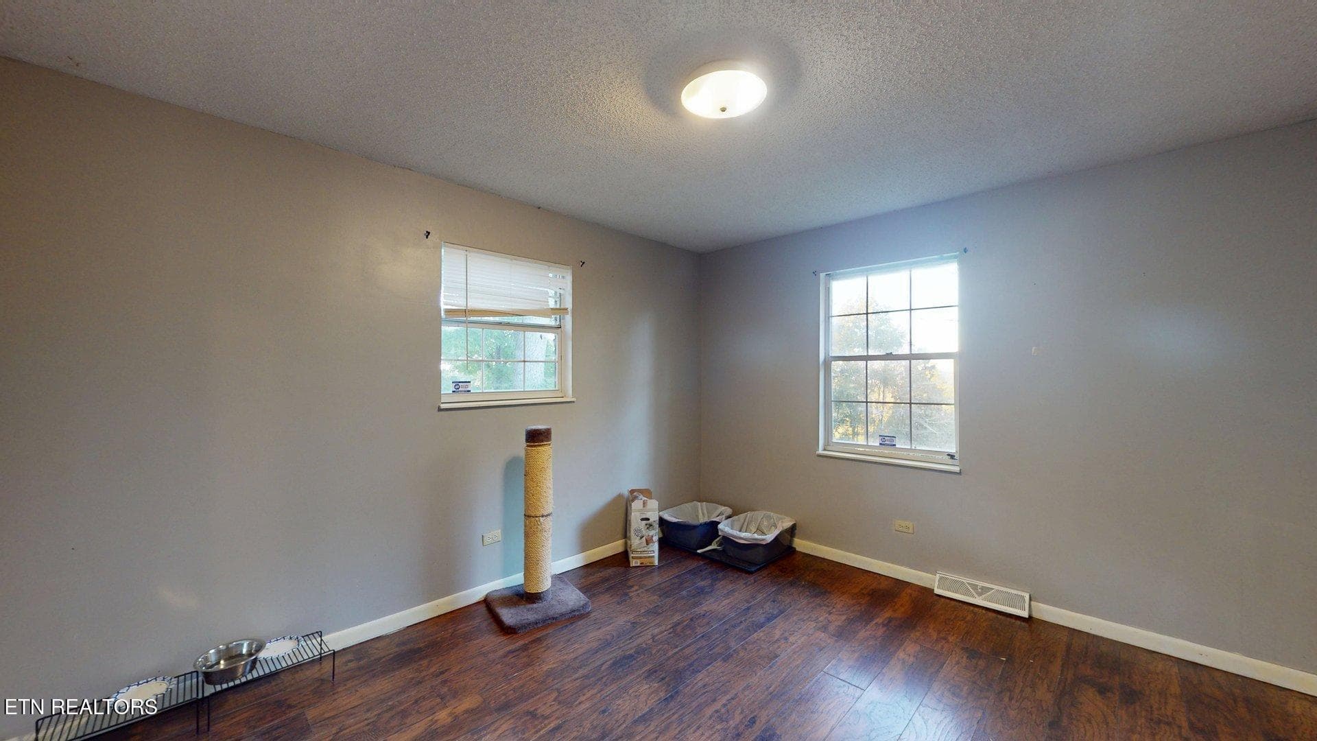 Linwood-Dr-10232026_213936 - 145 Linwood Drive, Sweetwater, TN 37874