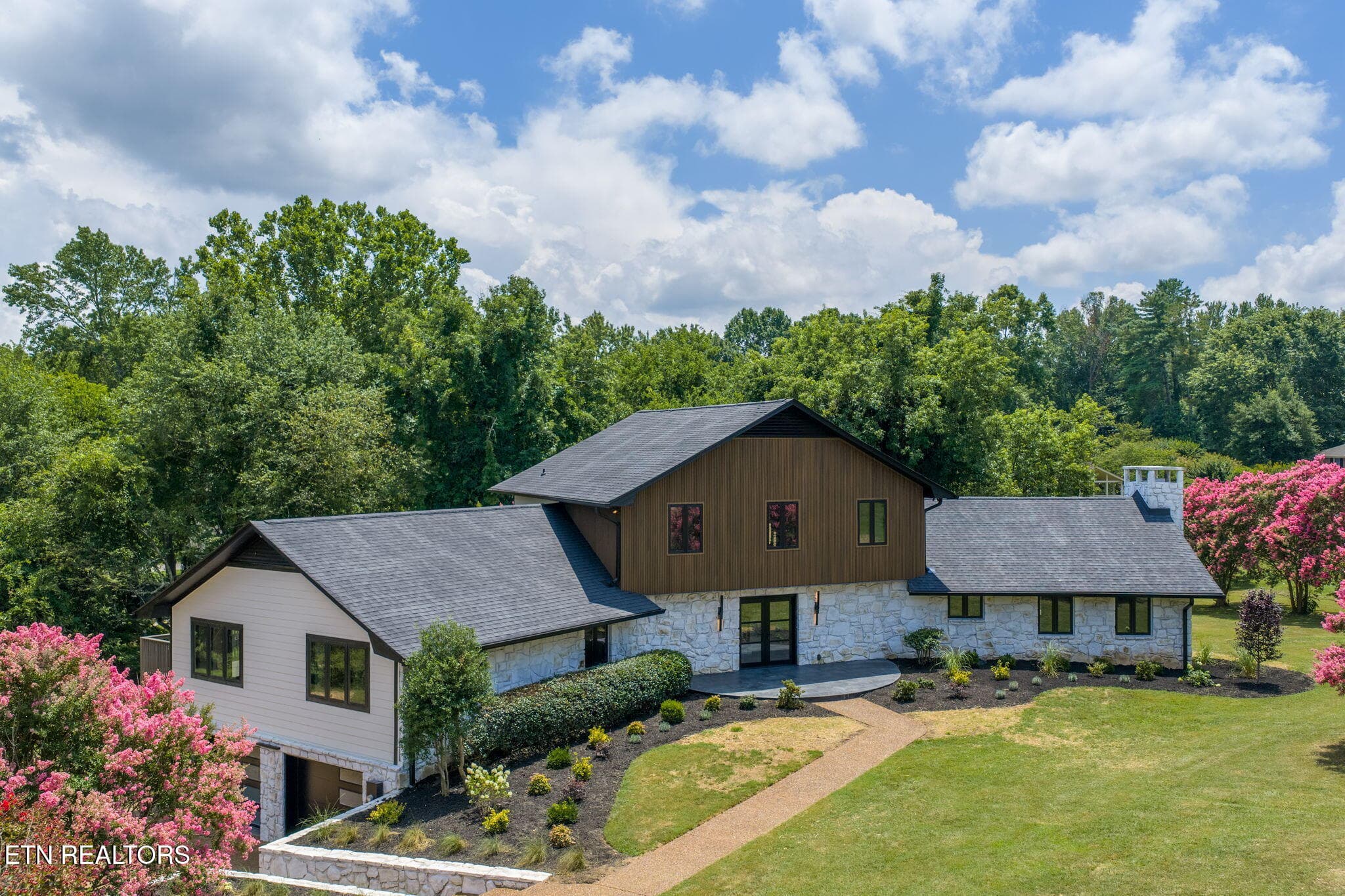 5216 Hickory Hollow Rd 1, Knoxville, TN 37919