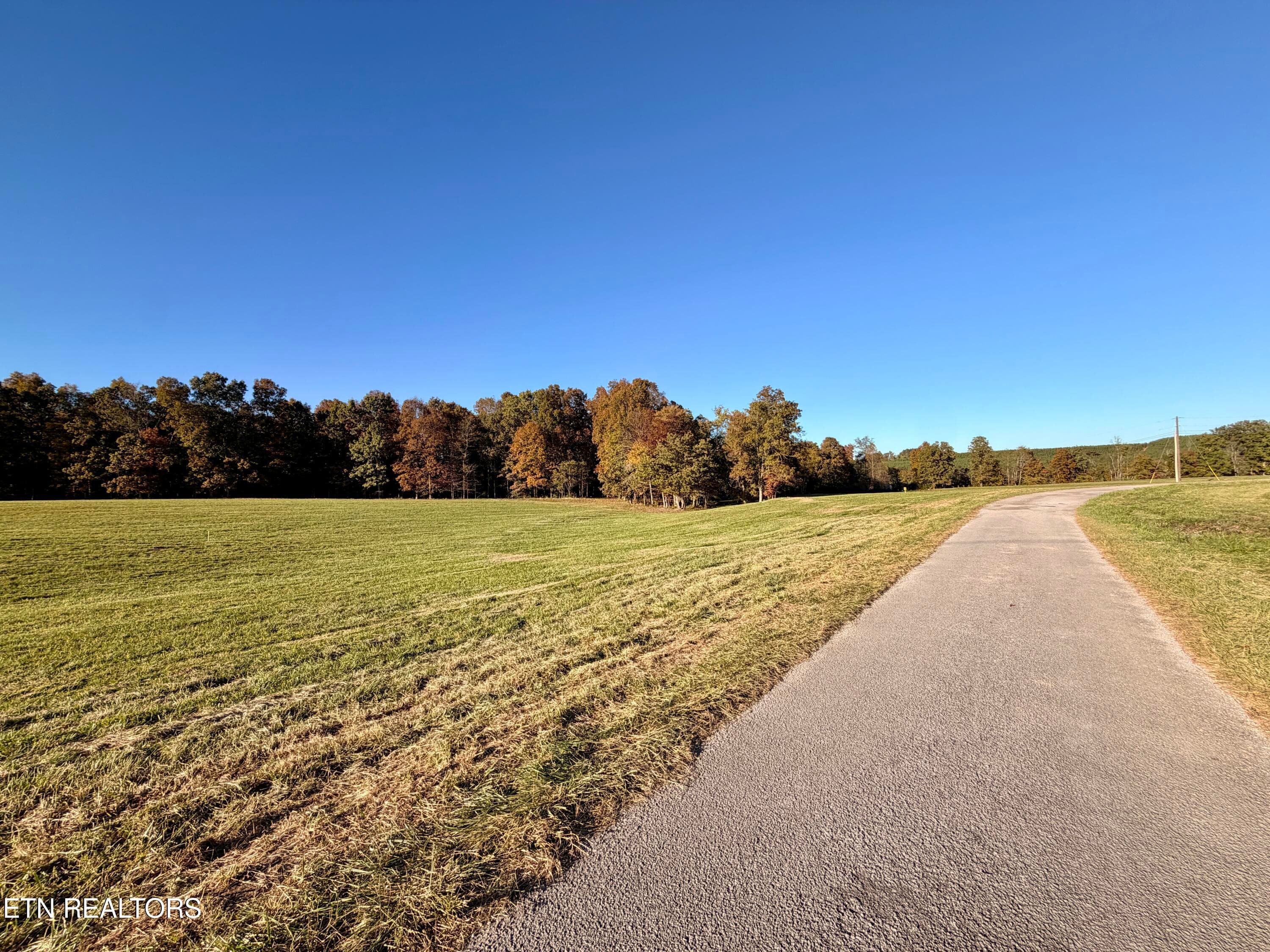 5 - Poke Patch Rd, Crossville, TN 38572