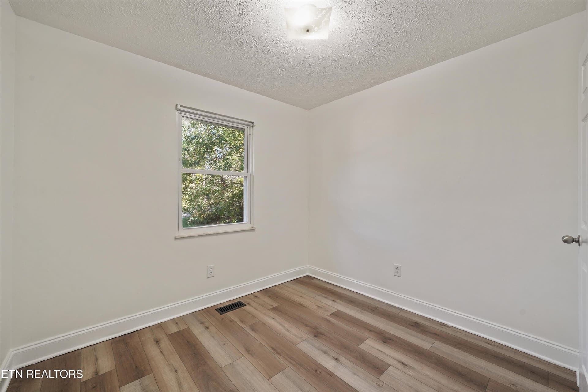 22 - 2329 Roundtree Rd, Knoxville, TN 37923