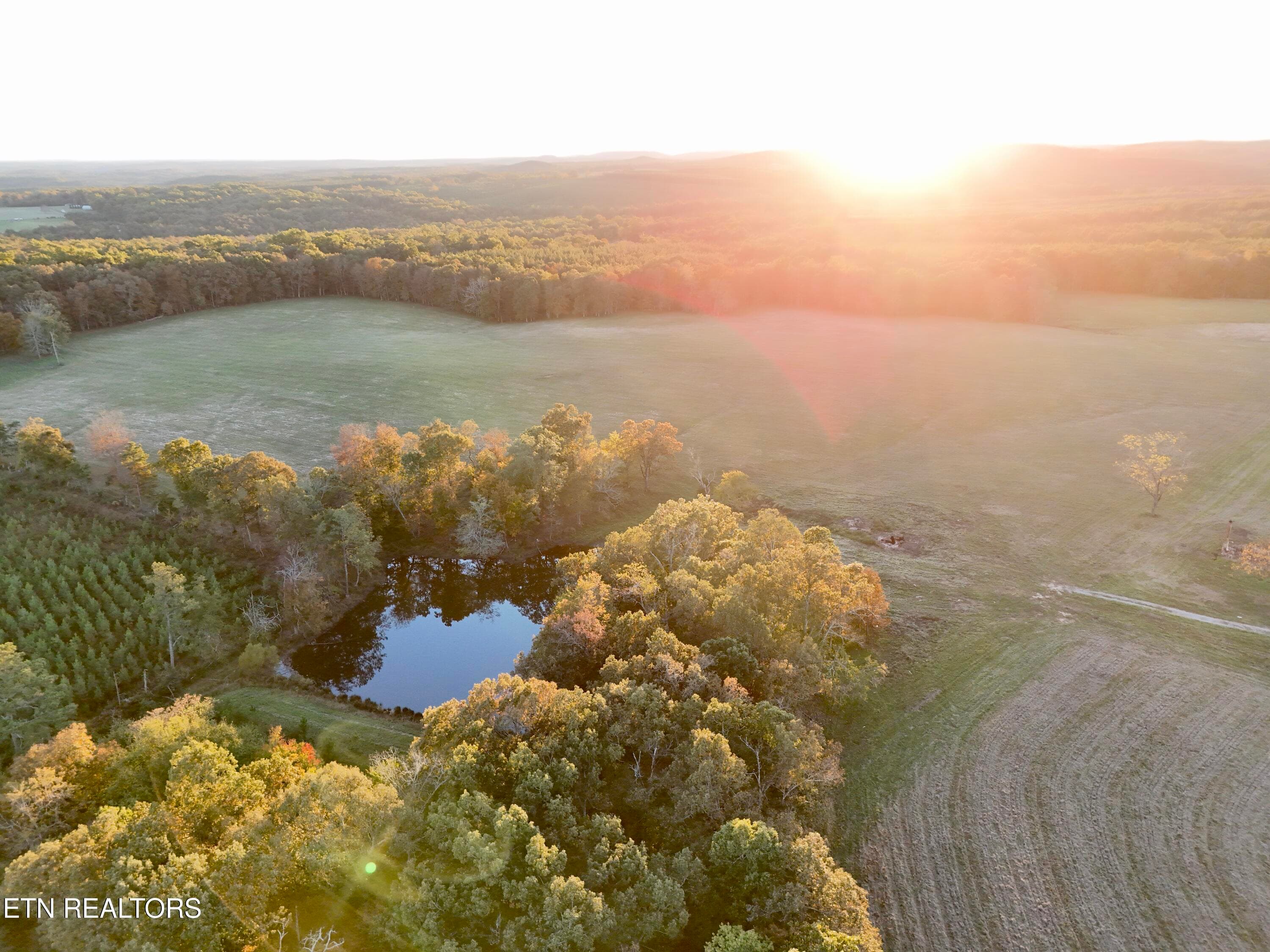 4 - Poke Patch Rd, Crossville, TN 38572