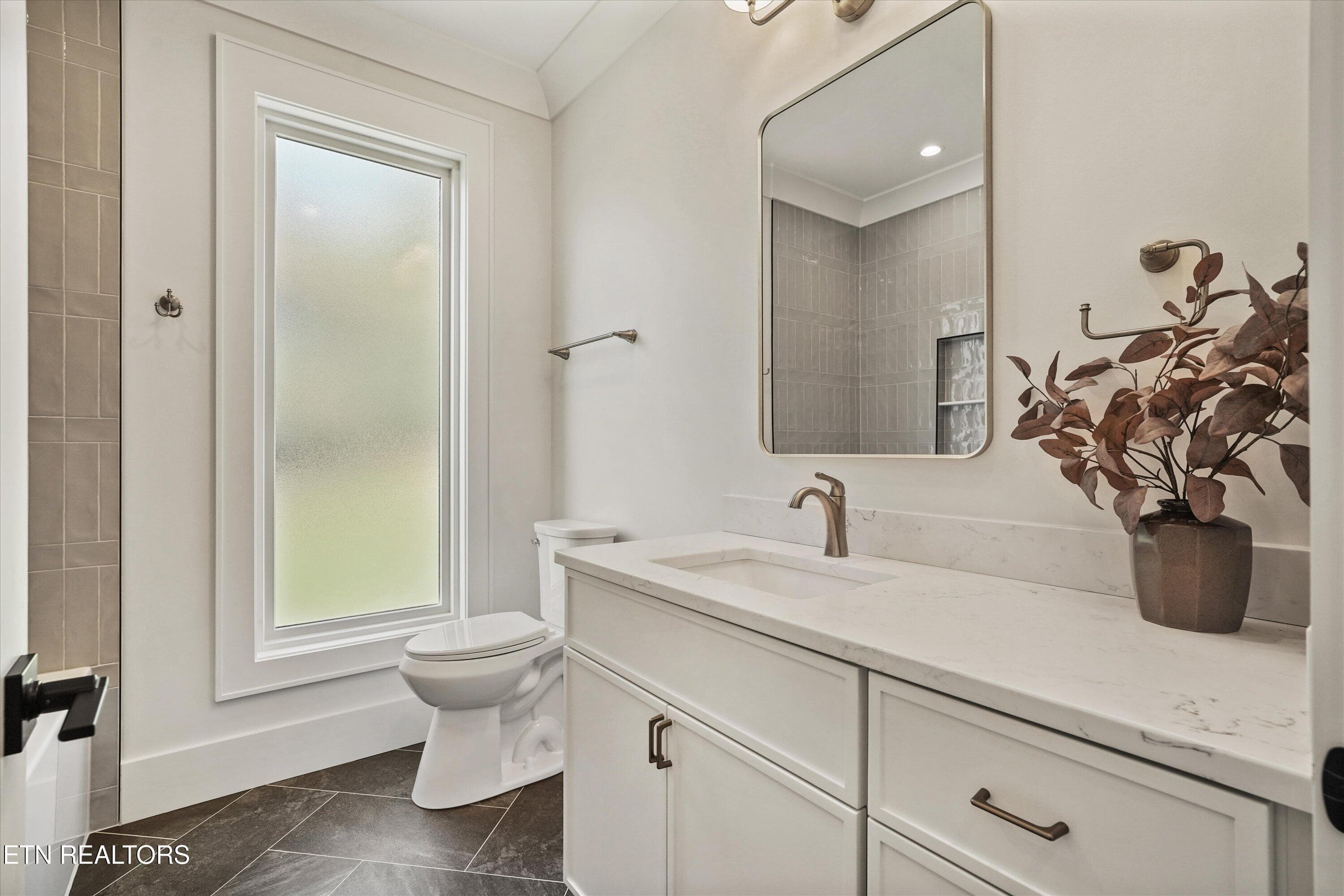 31-107 Amohi Way 25 - 107 Amohi Way, Loudon, TN 37774