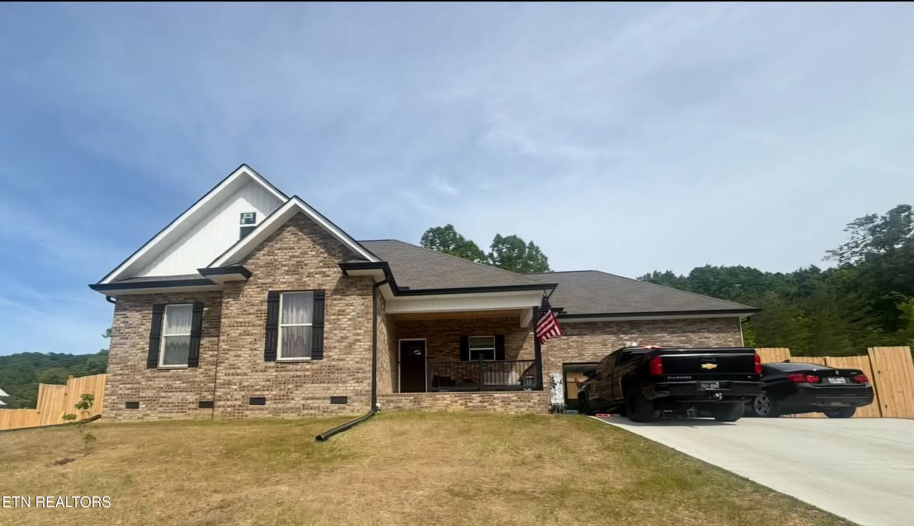 194 W Park Circle, Decatur, TN 37322