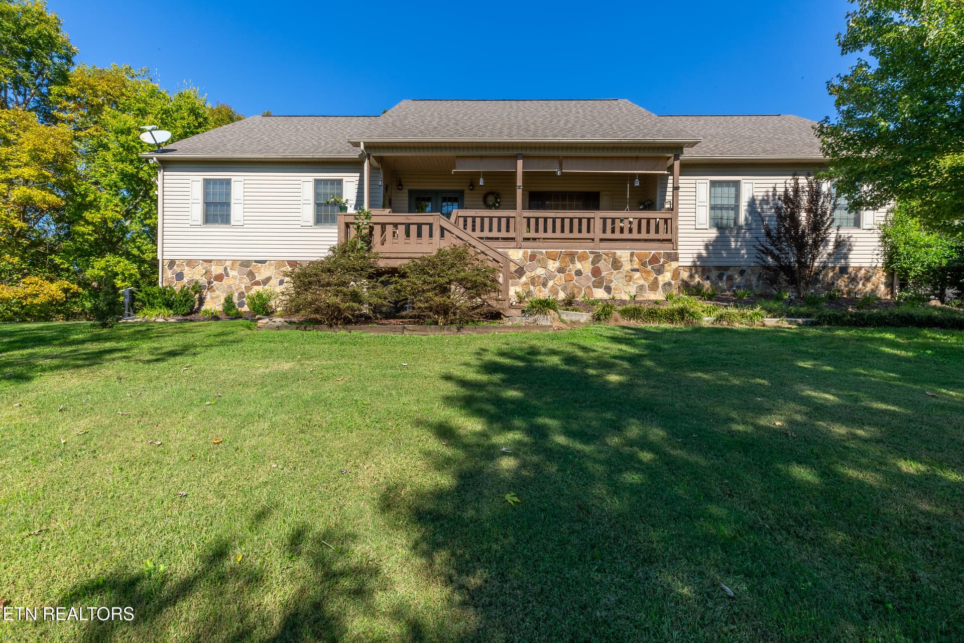 1668 Deerwood Rd, Newport, TN 37821