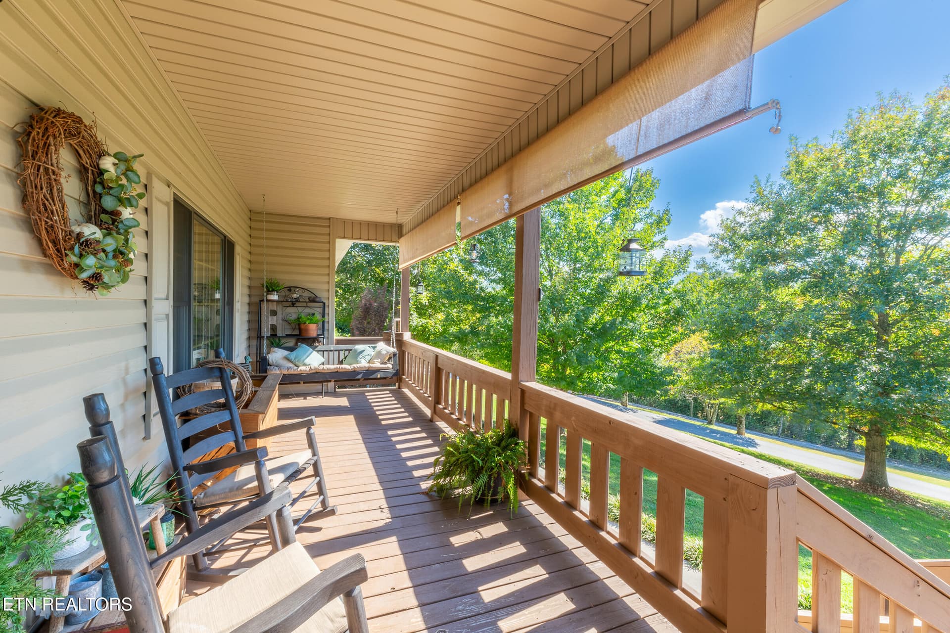 Covered Front Porch - 1668 Deerwood Rd, Newport, TN 37821