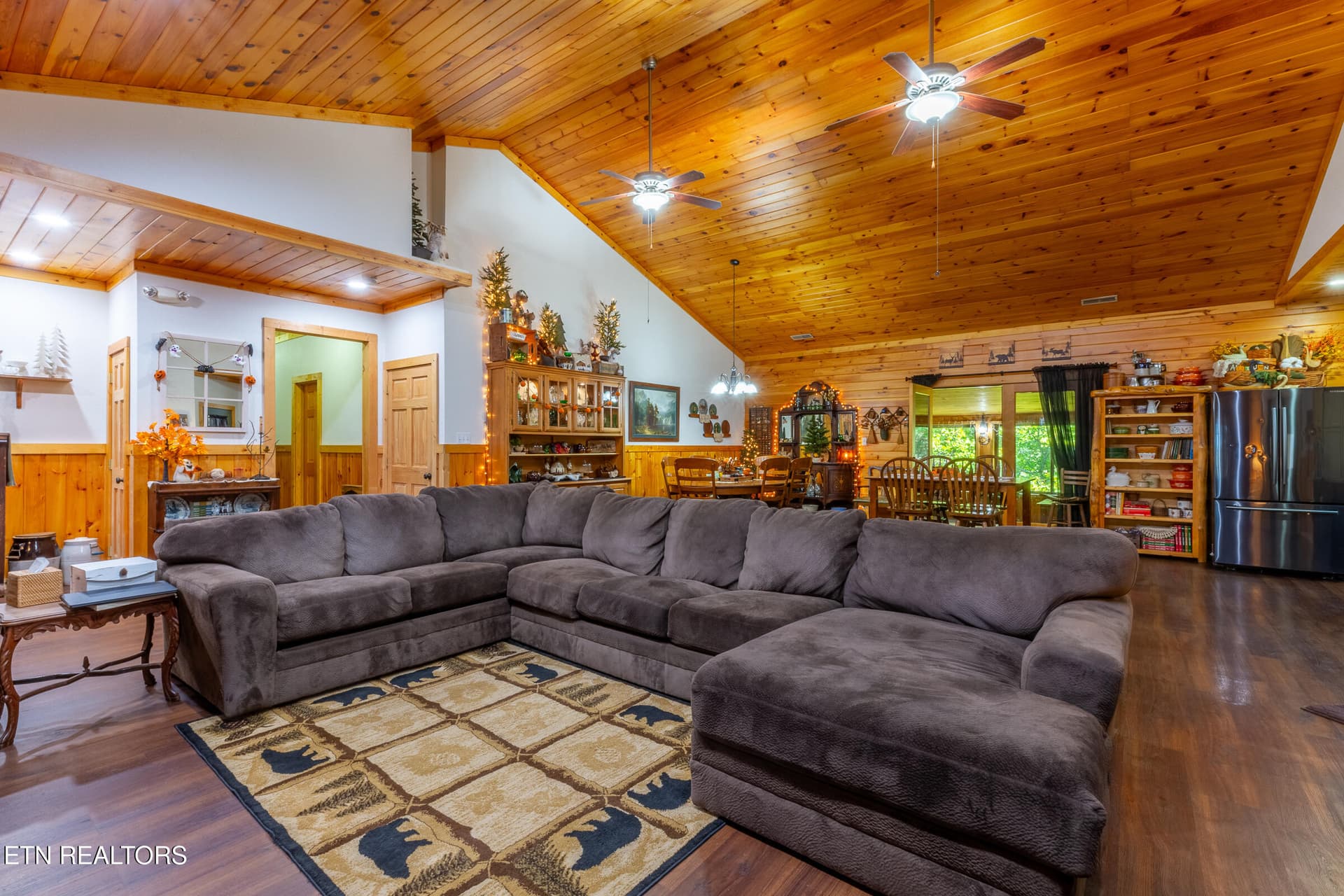 Great Room - 1668 Deerwood Rd, Newport, TN 37821