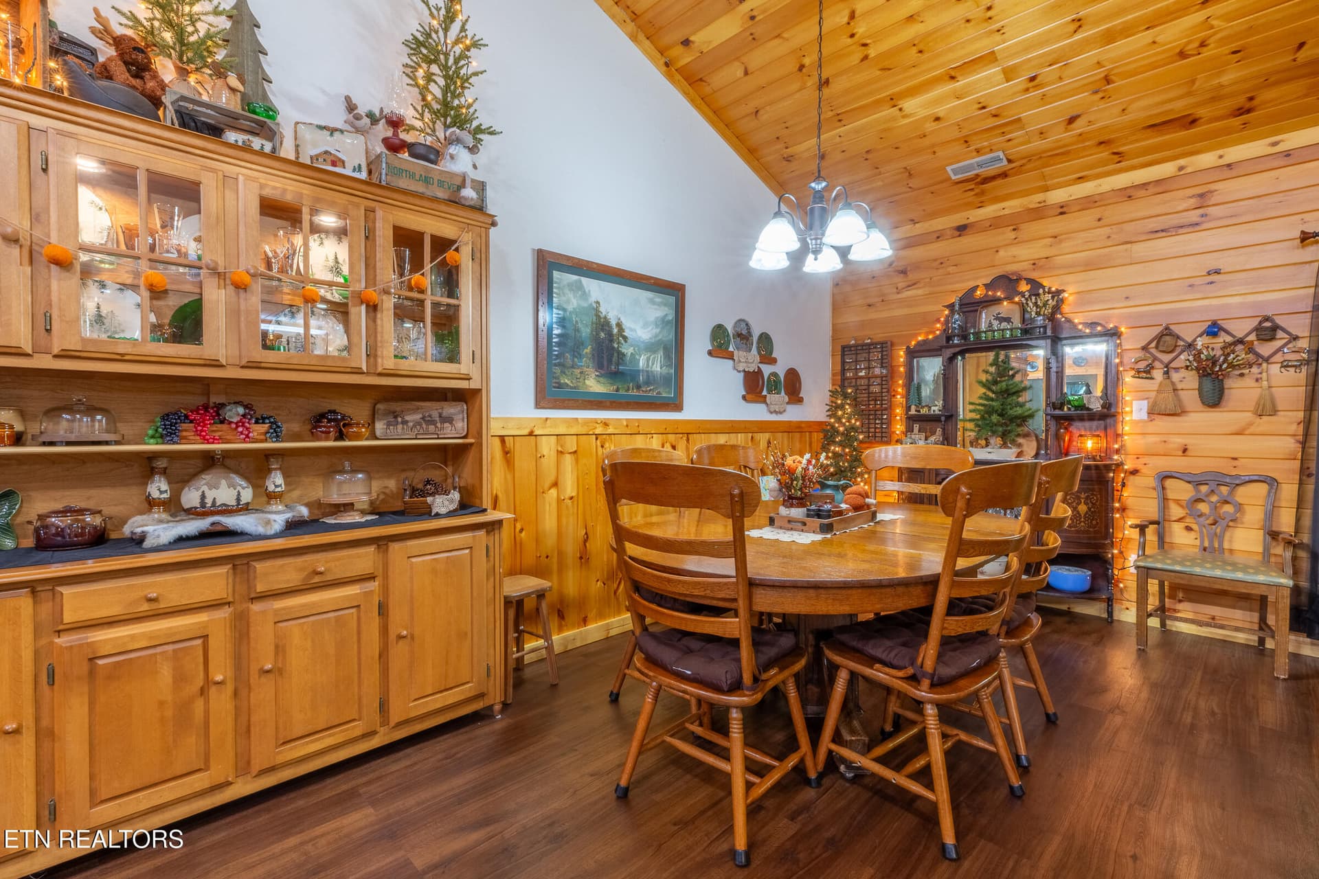 Dining Area - 1668 Deerwood Rd, Newport, TN 37821