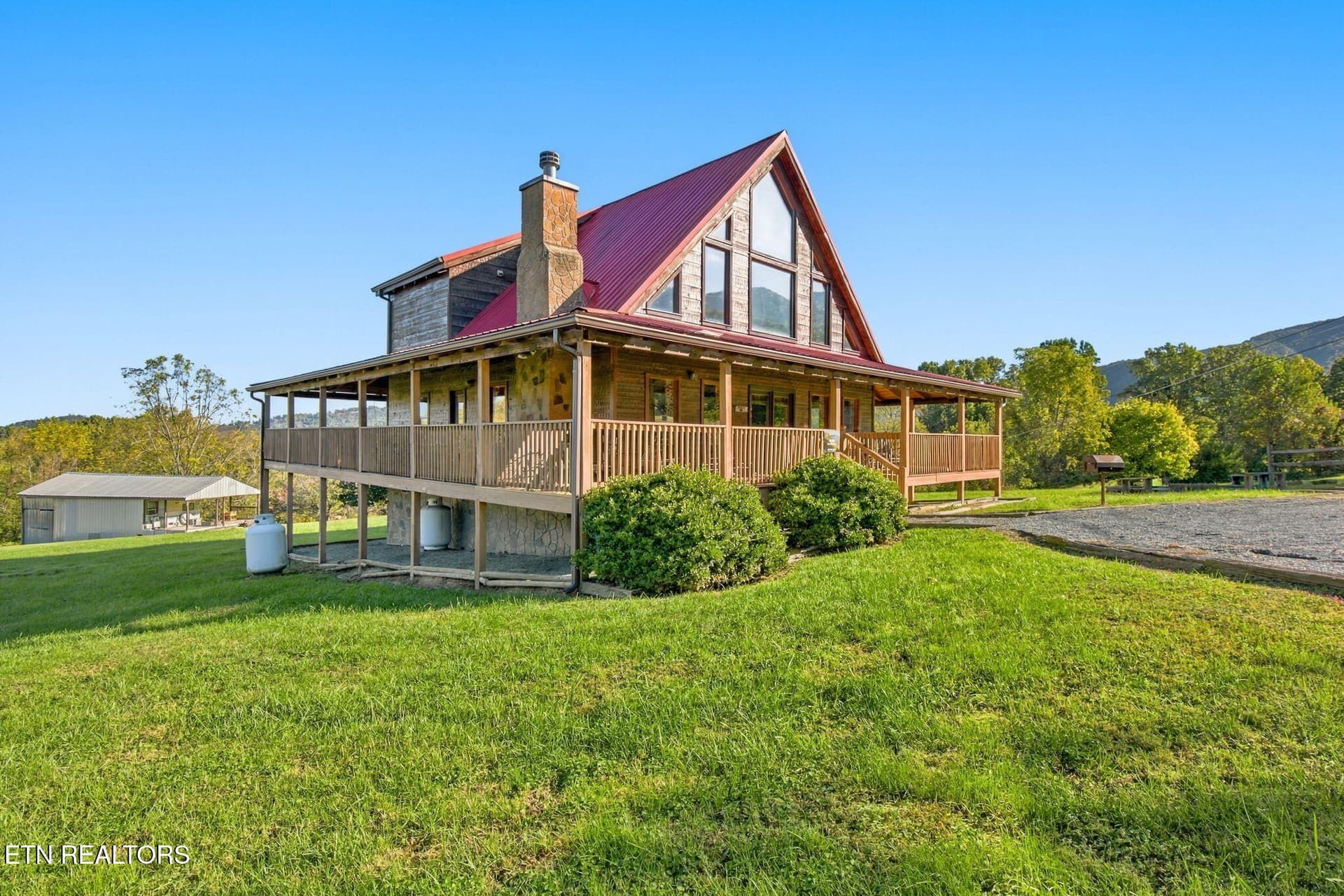 3-web-or-mls-DZ3A5724 - 3213 Grinders Way, Sevierville, TN 37862
