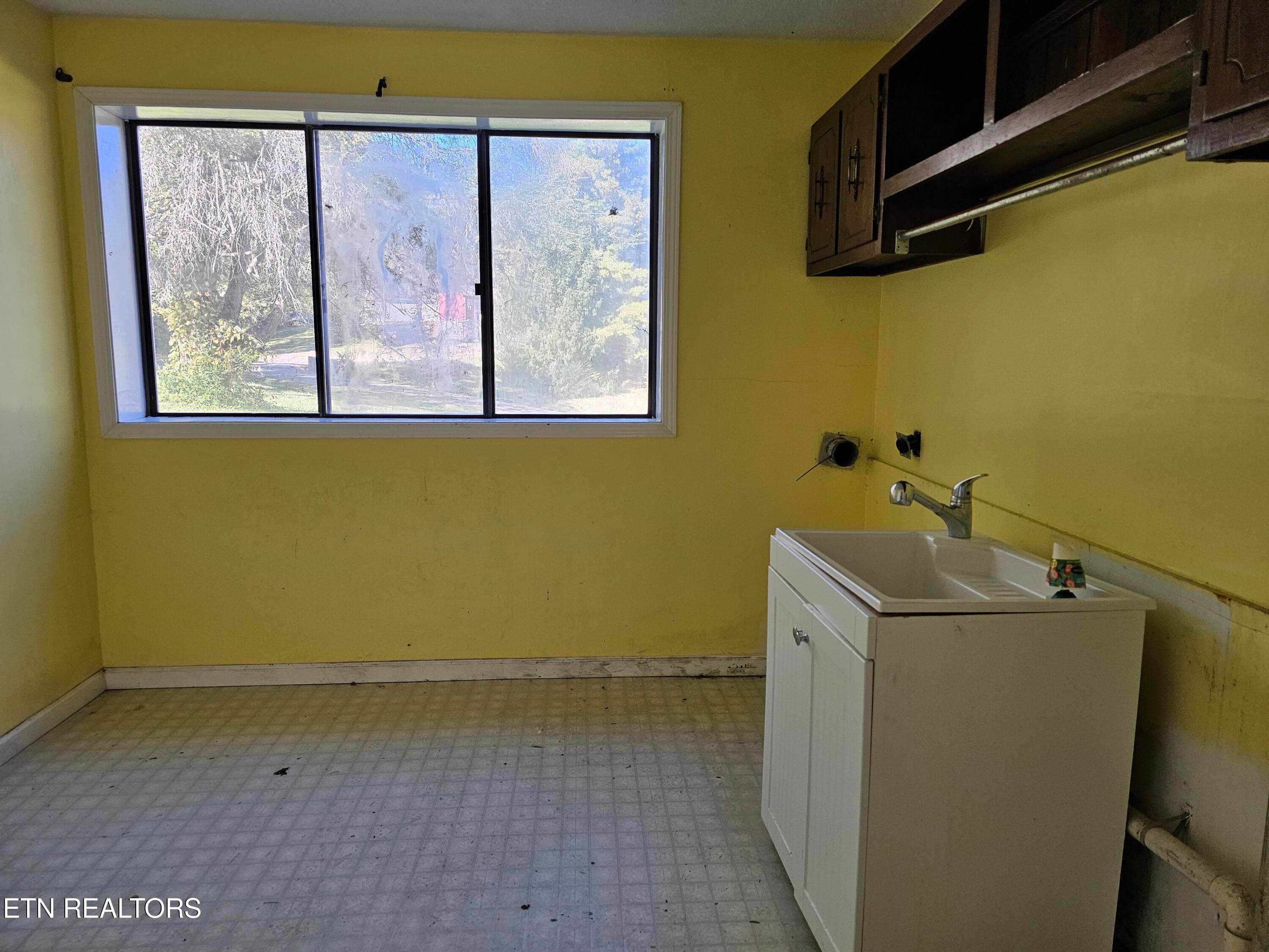 20261023_145018 - 229 Mcneeley Drive, LaFollette, TN 37766