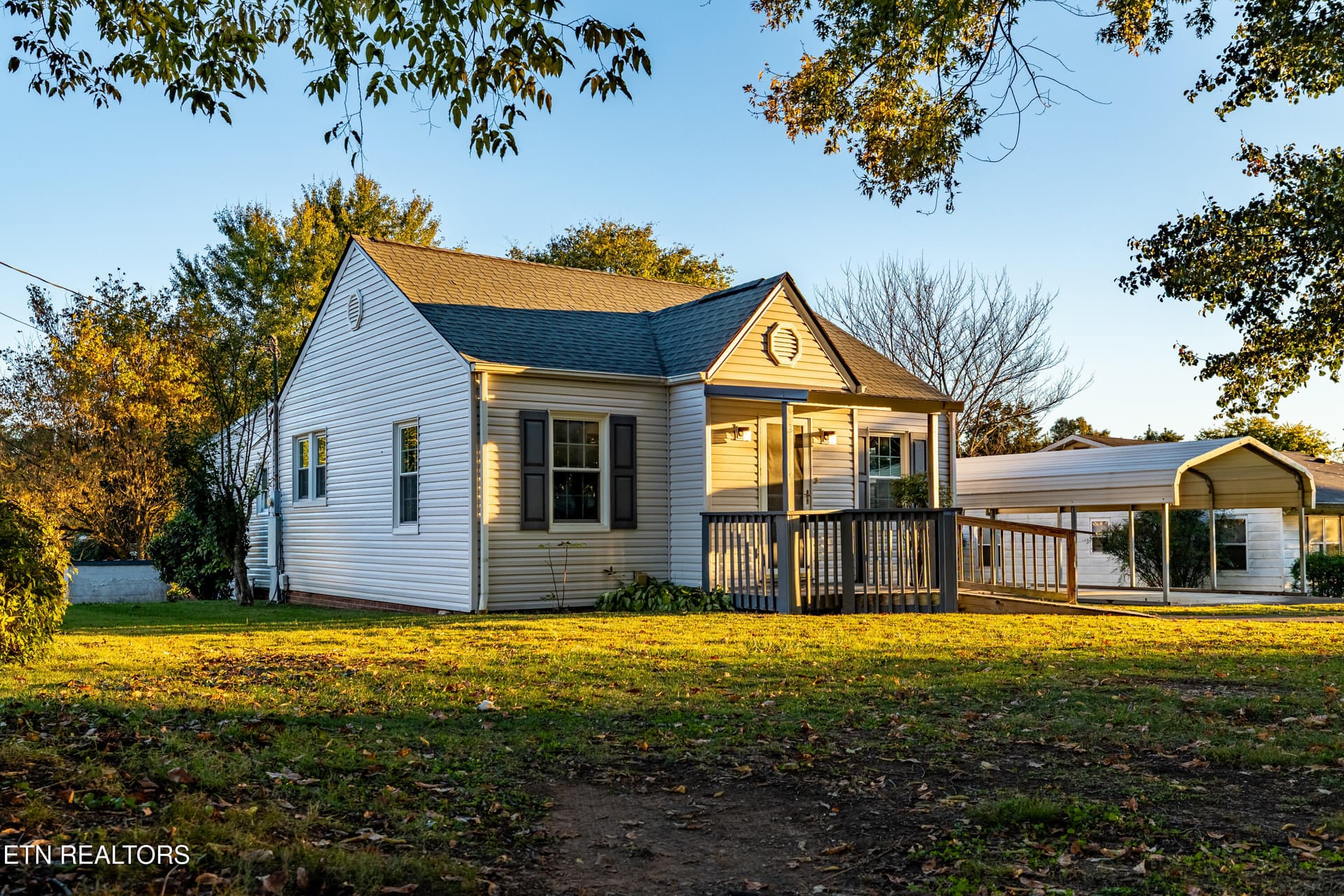 2515 Mentor Rd, Louisville, TN 37777