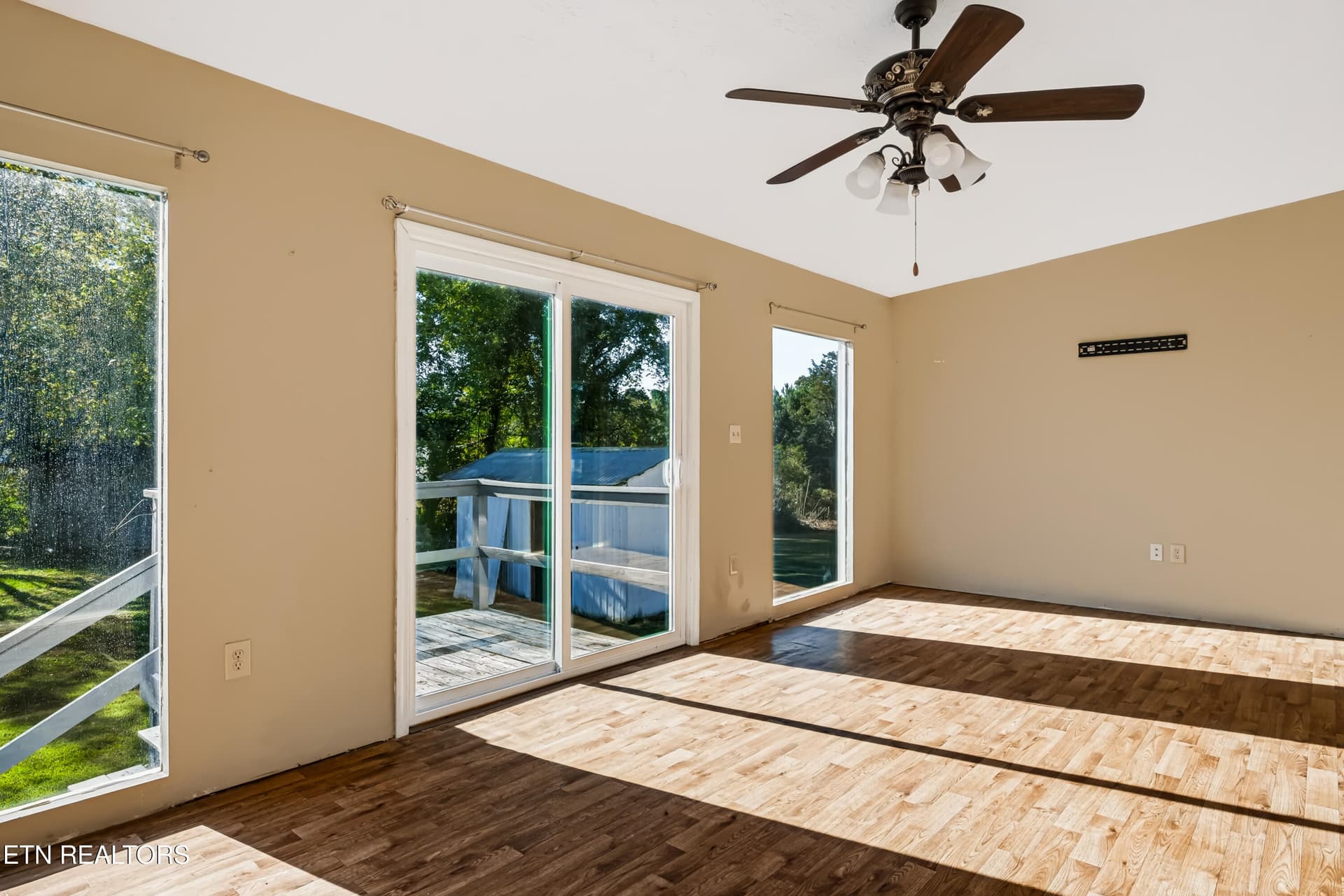 2515MentorRd-26 - 2515 Mentor Rd, Louisville, TN 37777