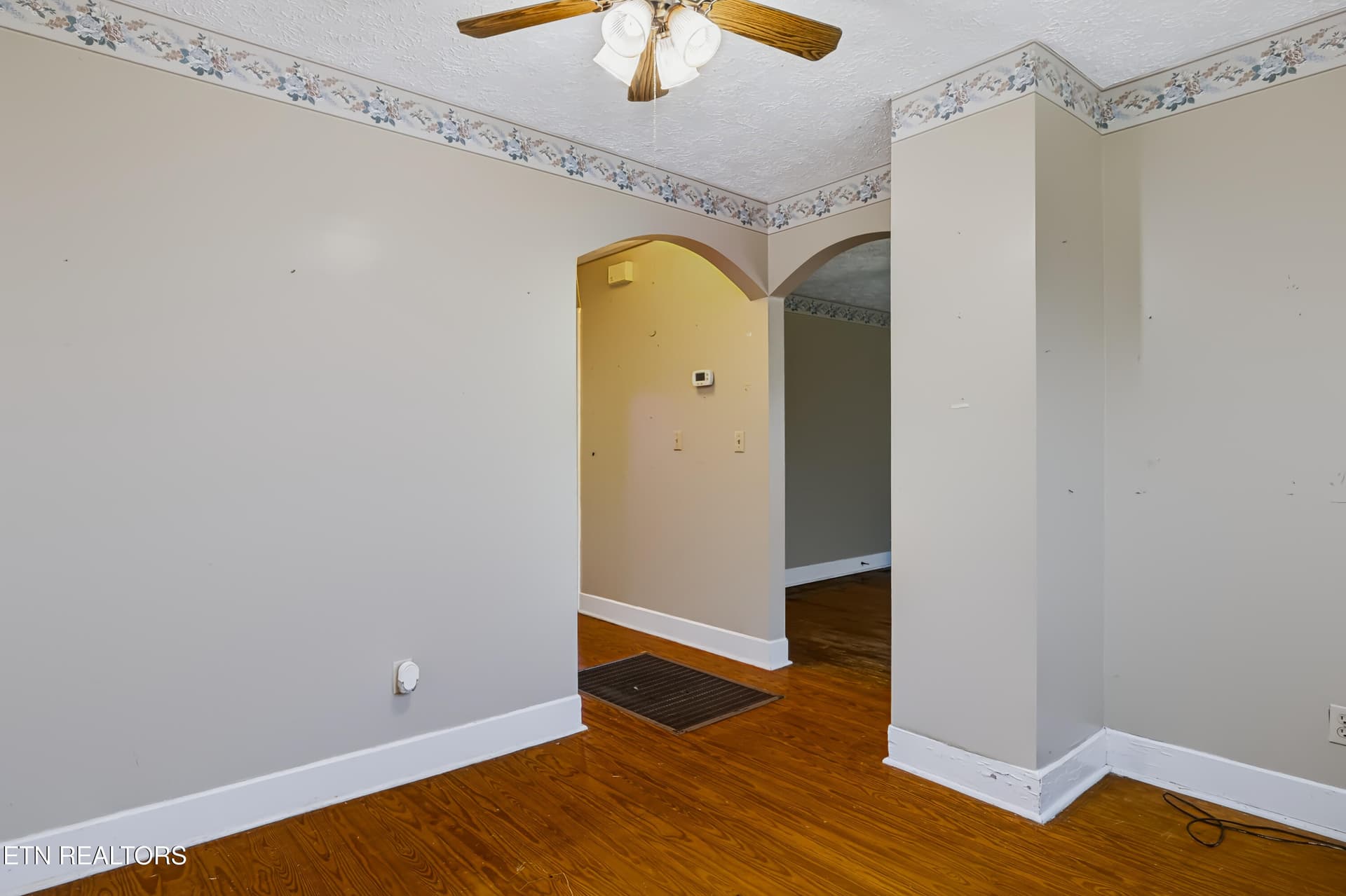 2515MentorRd-16 - 2515 Mentor Rd, Louisville, TN 37777