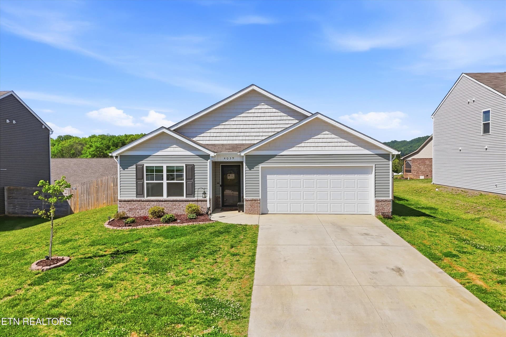 4039 Wesoga Drive, Dandridge, TN 37725