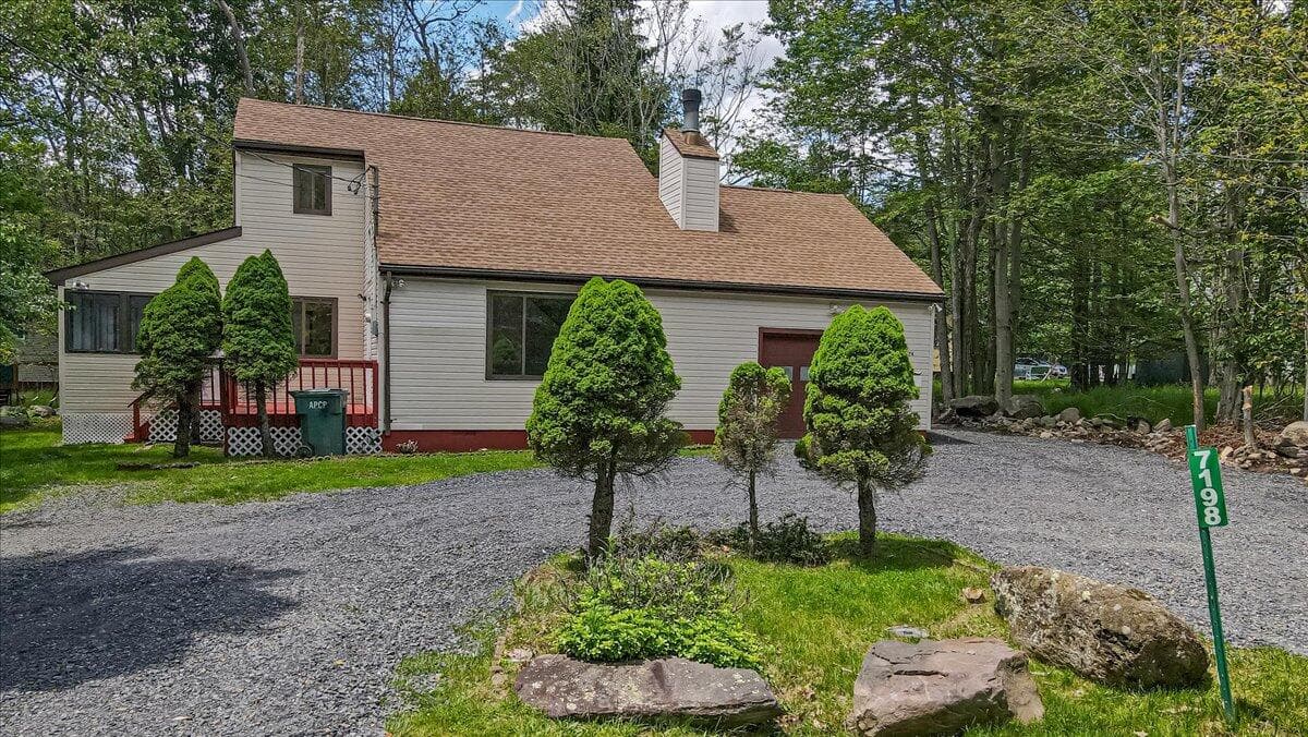 02-Photo Jun 19 2025, 1 32 21 PM - 7198 Rimrock Drive, Tobyhanna, PA 18466, Tobyhanna