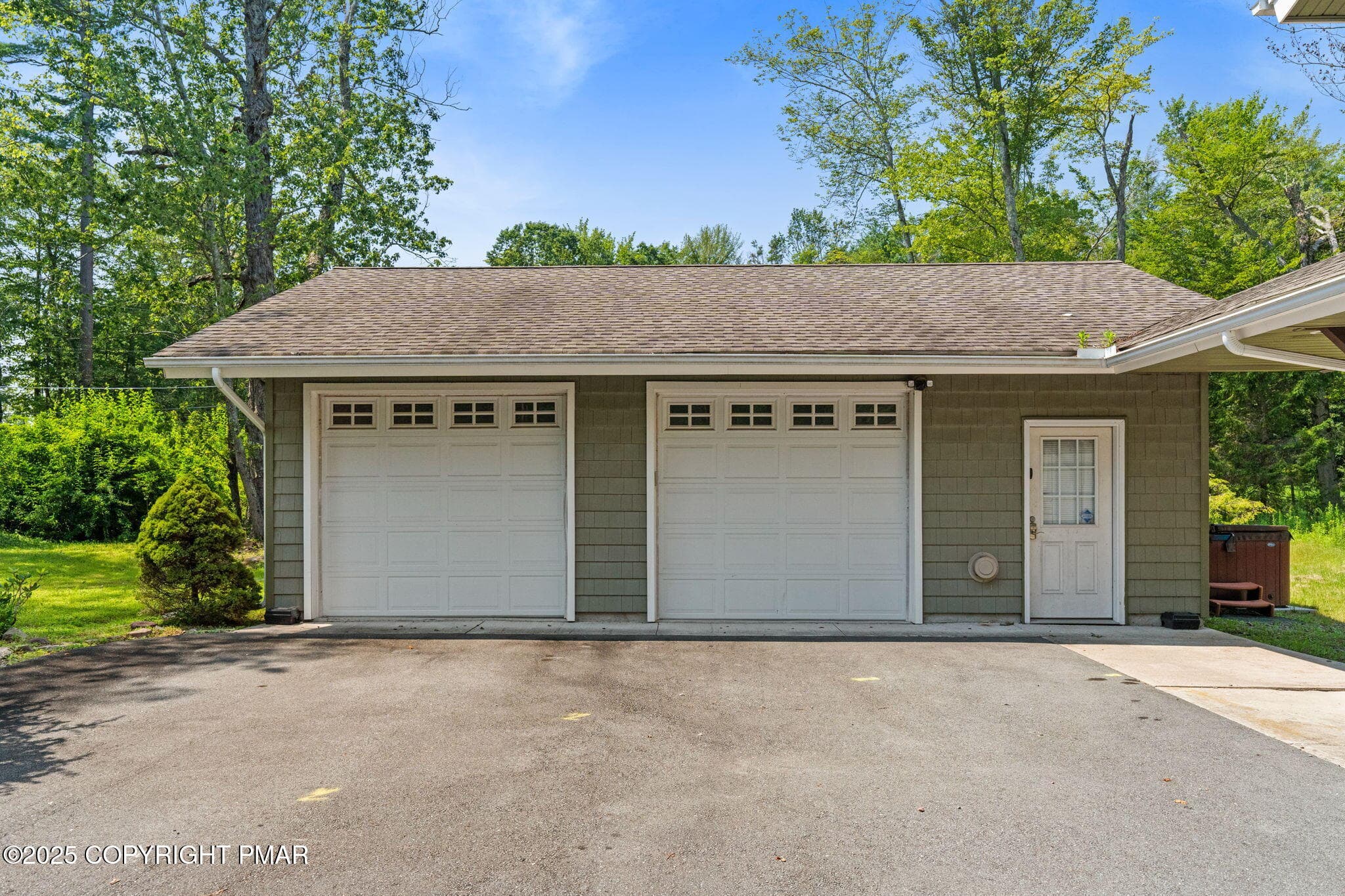 Heated Garage - 336 Sir Bradford Road, Pocono Lake, PA 18347, Pocono Lake