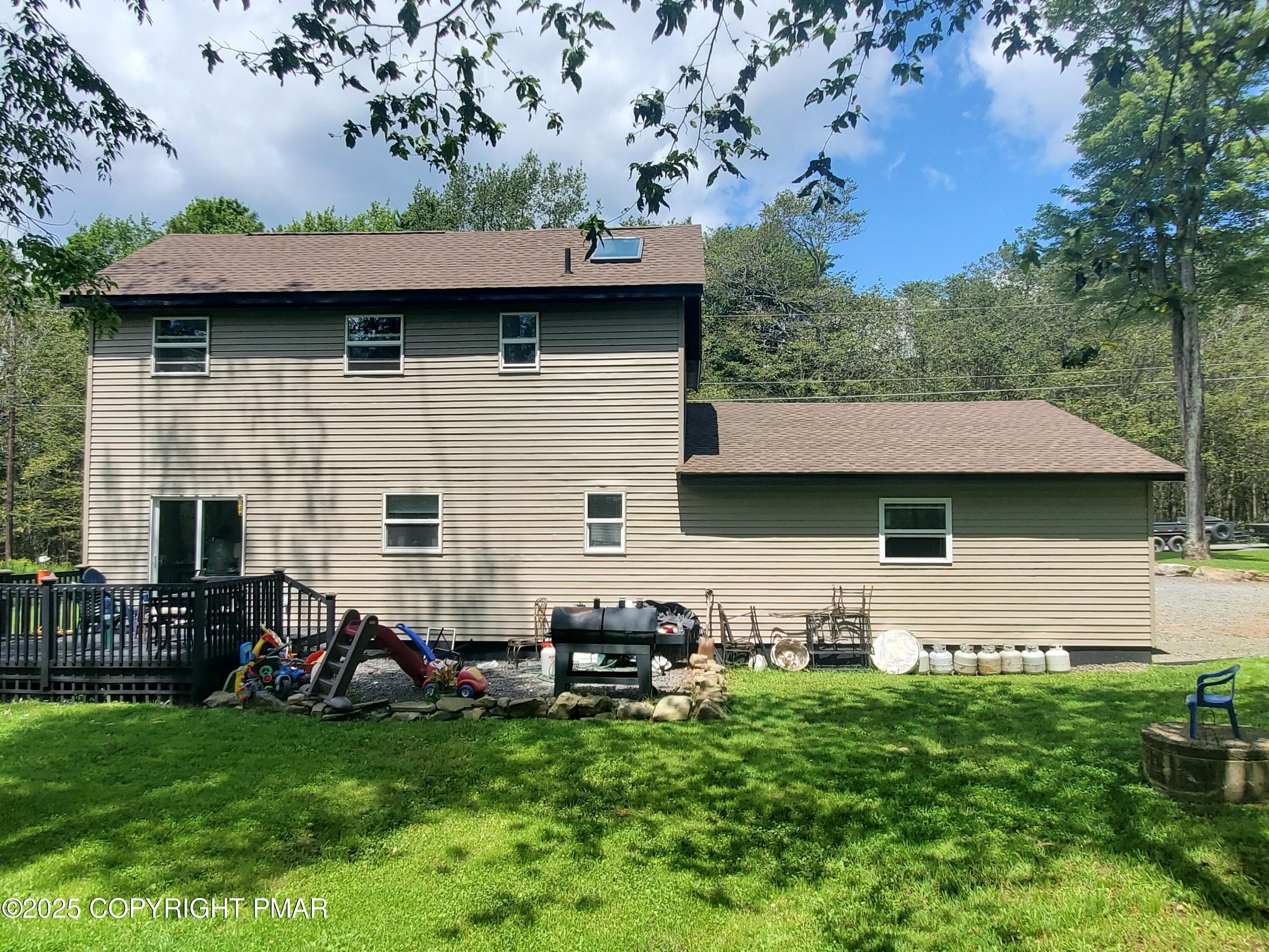 Dwelling rear picture 2 - 9268 Horn Owl Lane, Tobyhanna, PA 18466, Tobyhanna