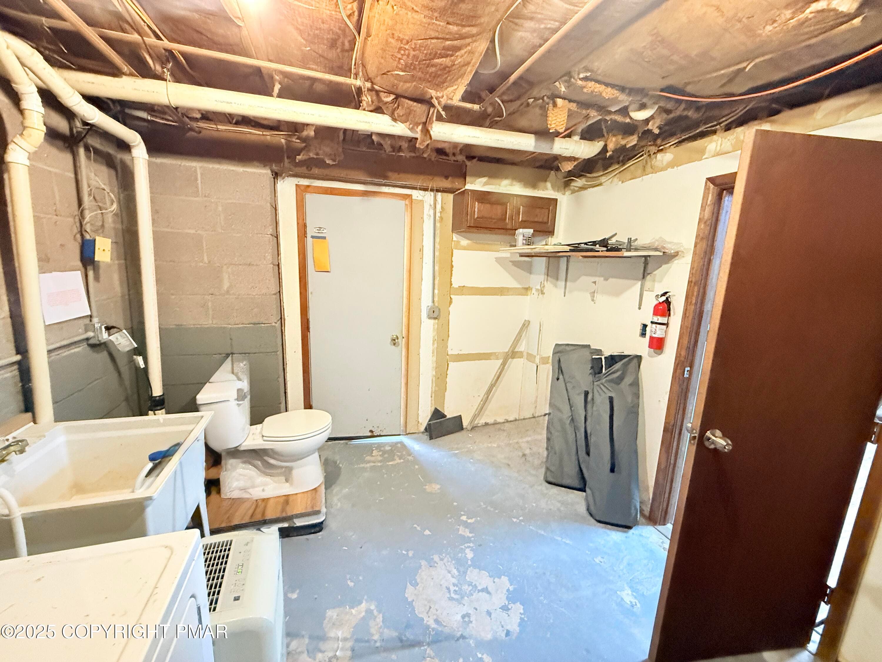 F1EB5C5E-9EF9-441B-BCD7-C093A2F48B6D_1_2 - 63 S. Fairway Drive, Lake Ariel, PA 18436, Lake Ariel