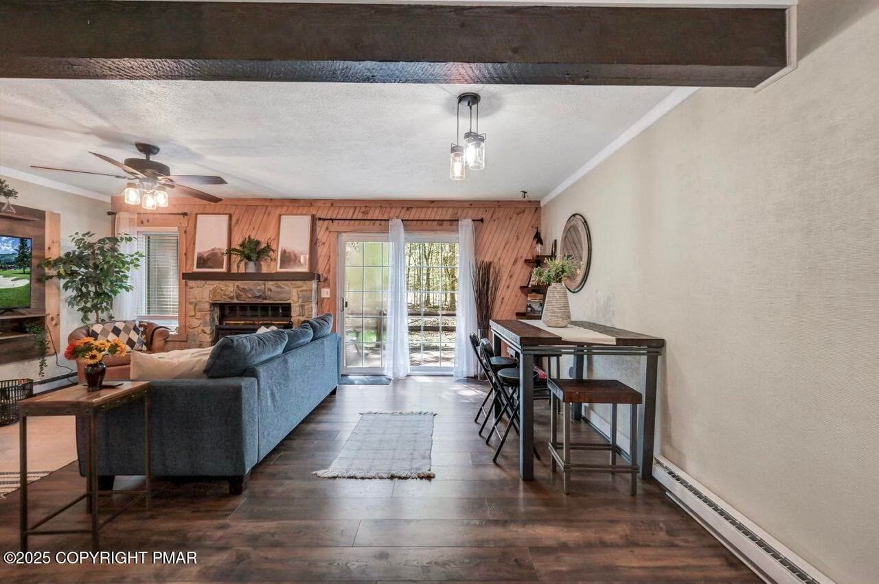 40 Alpine 16 Large - 40 Alpine, Lake Harmony, PA 18624