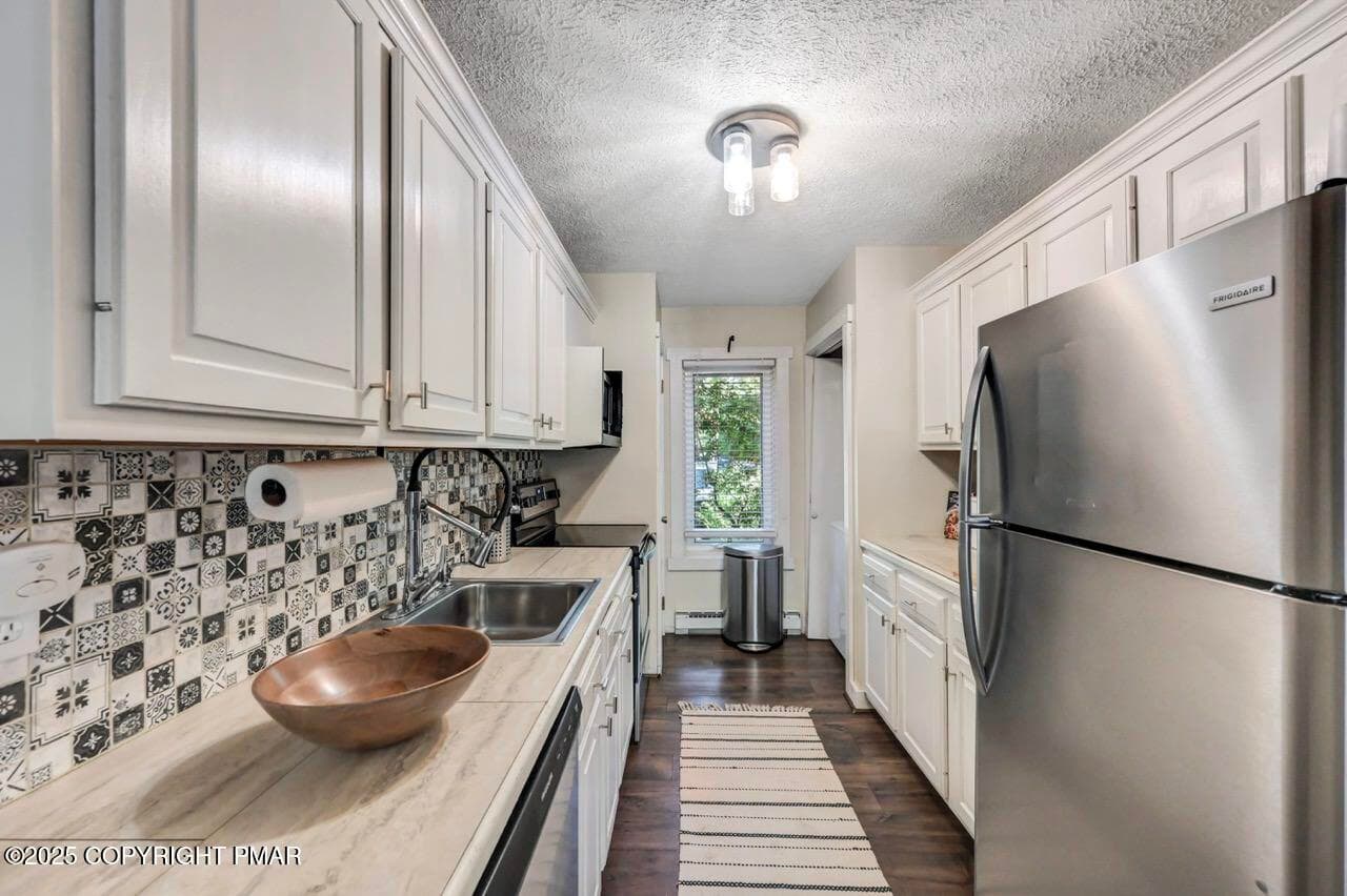 40 Alpine 19 Large - 40 Alpine, Lake Harmony, PA 18624