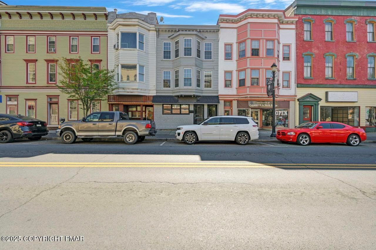 126-128 E Broad Street, Tamaqua, PA 18252