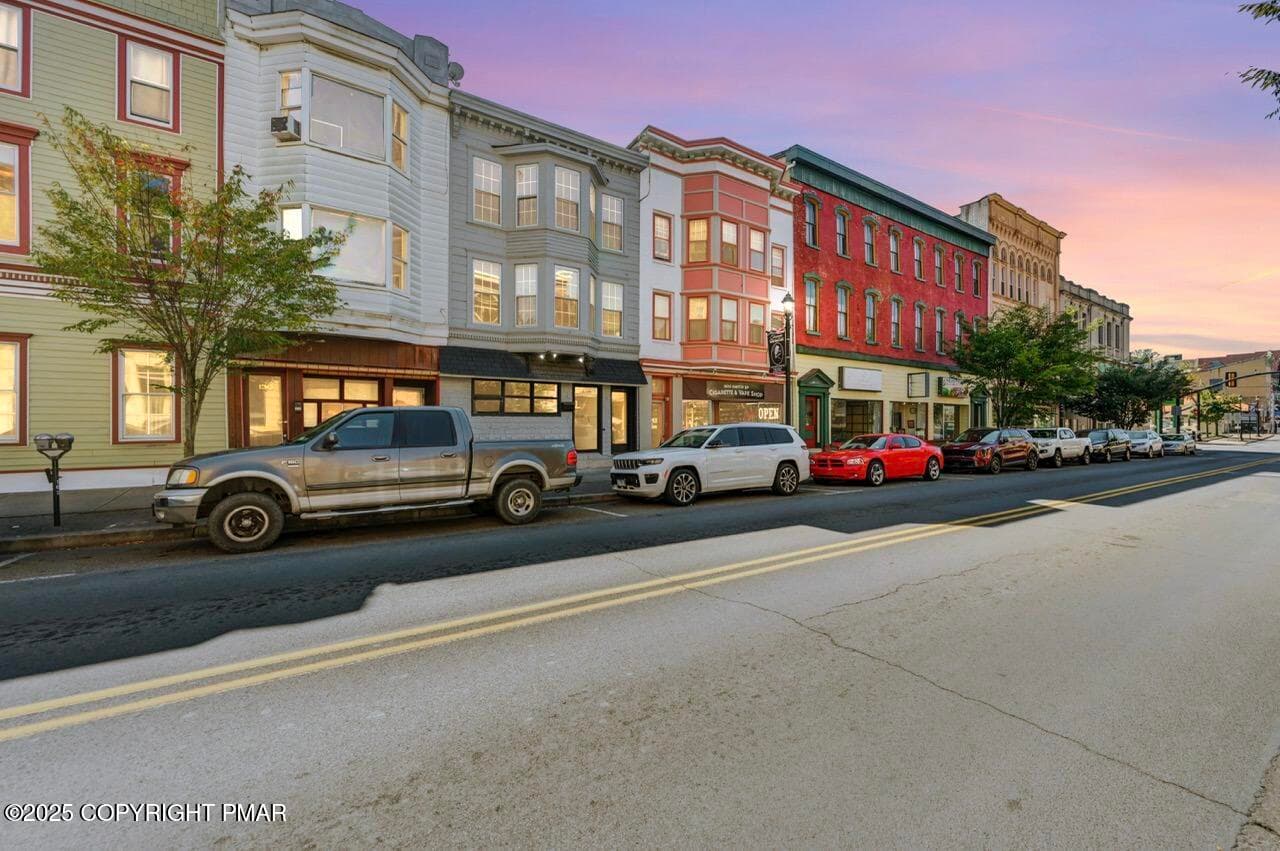126-128 E Broad St 03 Dusk Large - 126-128 E Broad Street, Tamaqua, PA 18252, Tamaqua