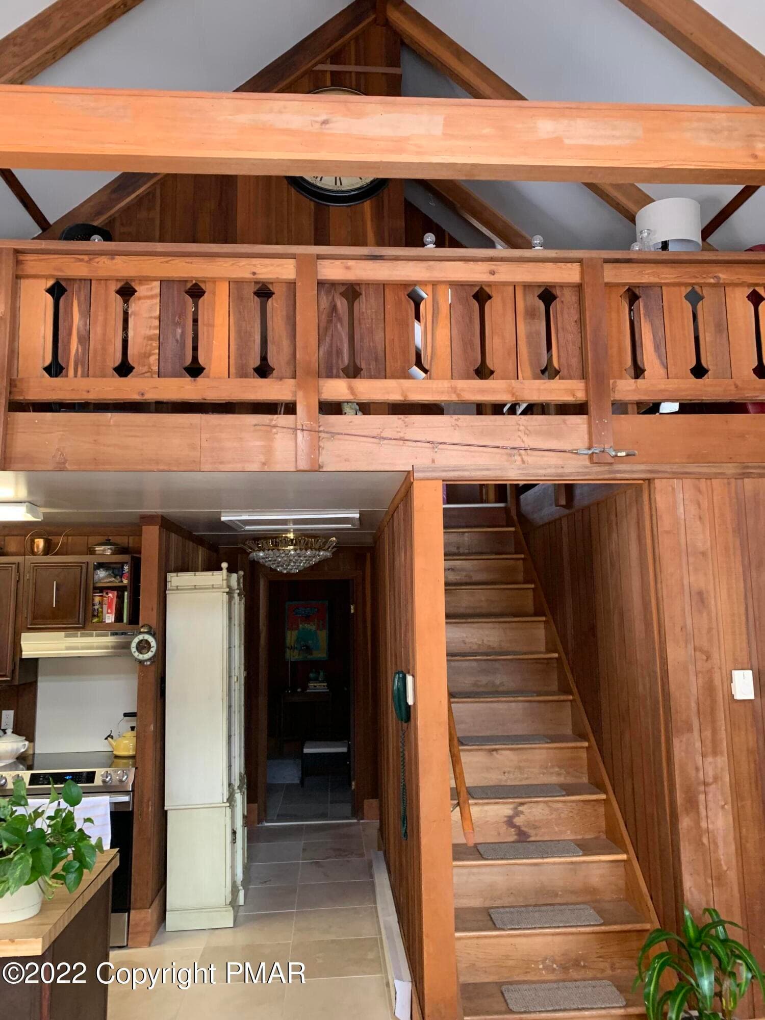 loft - 218 Cherry Lane, Albrightsville, PA 18210, Albrightsville