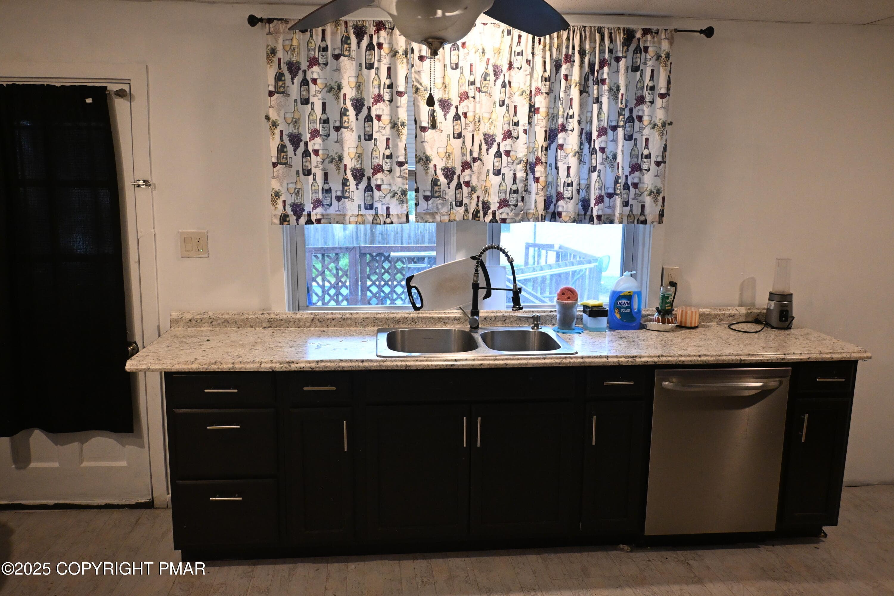 Kitchen - 2215 Pennsylvania Avenue, Martins Creek, PA 18063, Martins Creek