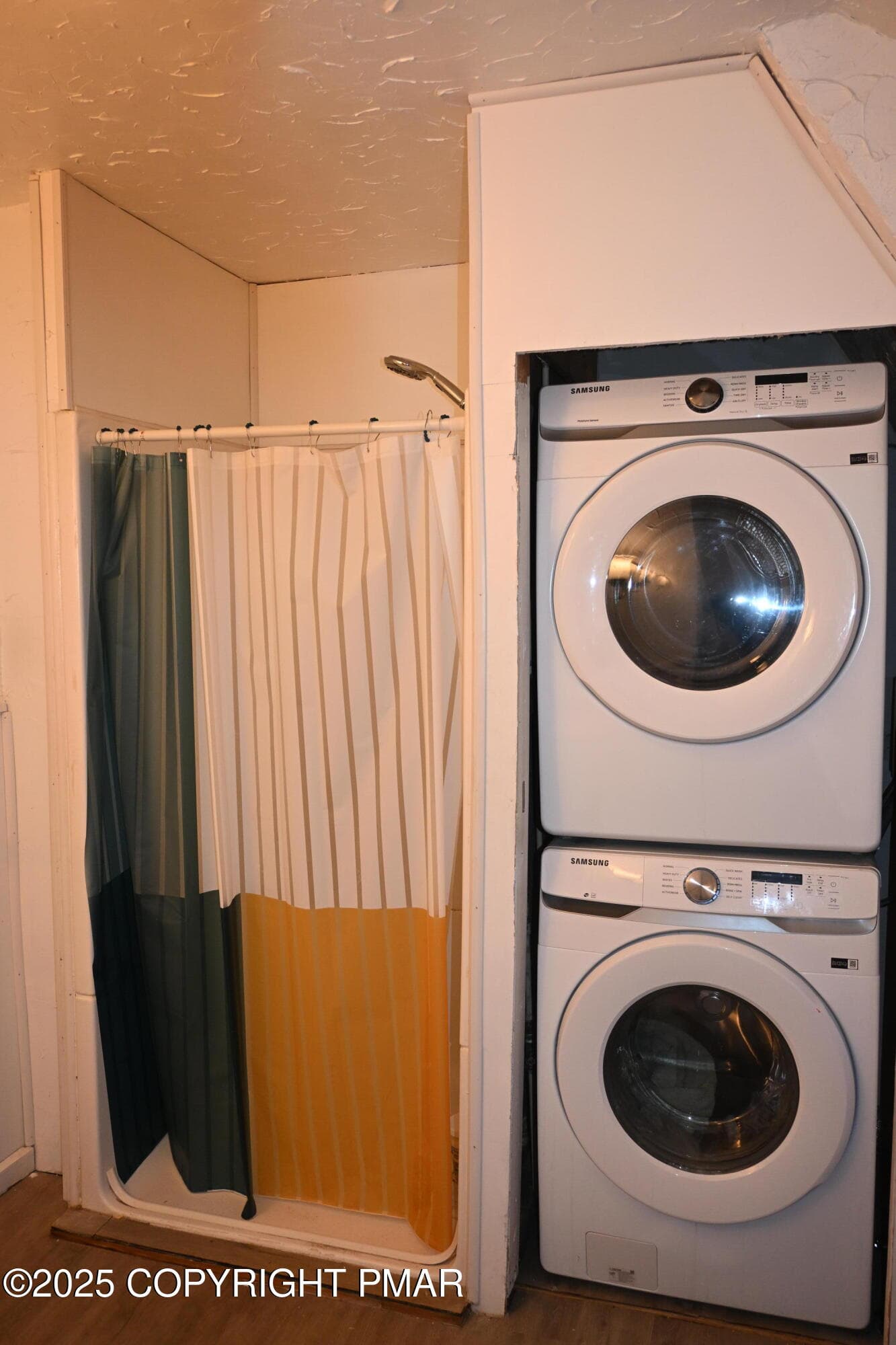 Bathroom - 2215 Pennsylvania Avenue, Martins Creek, PA 18063, Martins Creek