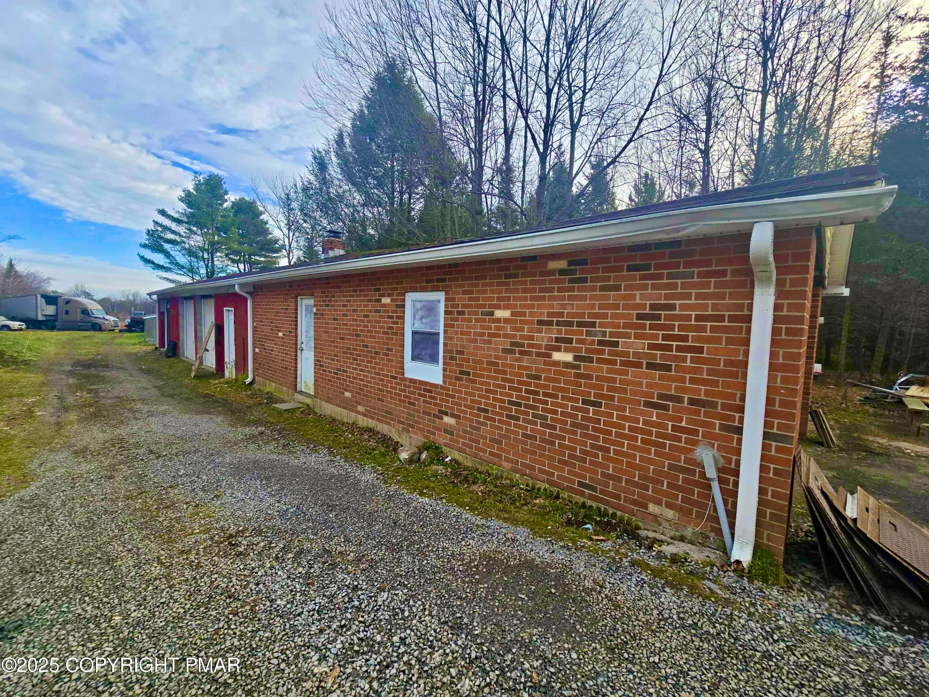 att.LWEQmXFG56daGEm5okk76GS94ZF0JUOAlc0t - 4080 Route 115, Blakeslee, PA 18610, Blakeslee