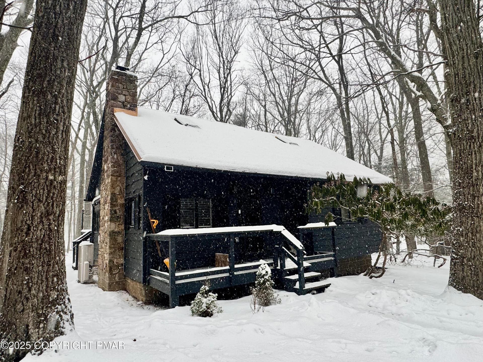 24 Split Rock Road, Lake Harmony, PA 18624