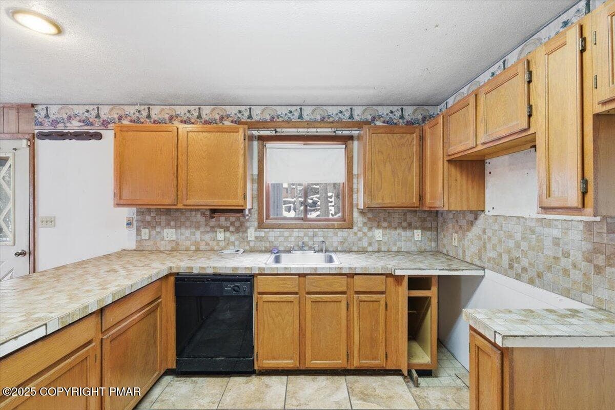 28-Photo-27 - 5695 Decker Road, Bushkill, PA 18324, Bushkill