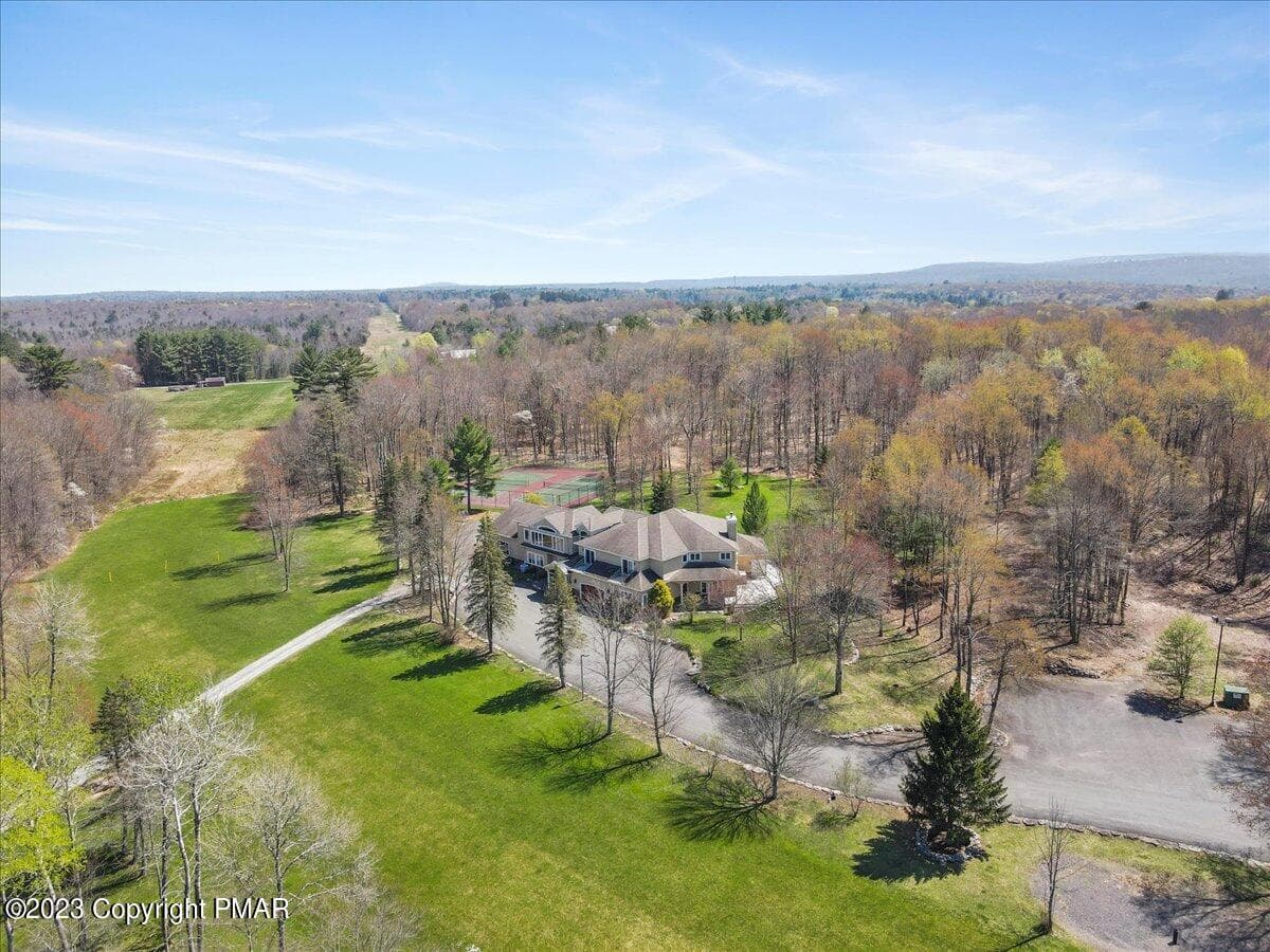 13-Photo Apr 21 2023, 2 18 10 PM - 2176 Stony Run Place, Blakeslee, PA 18610, Blakeslee
