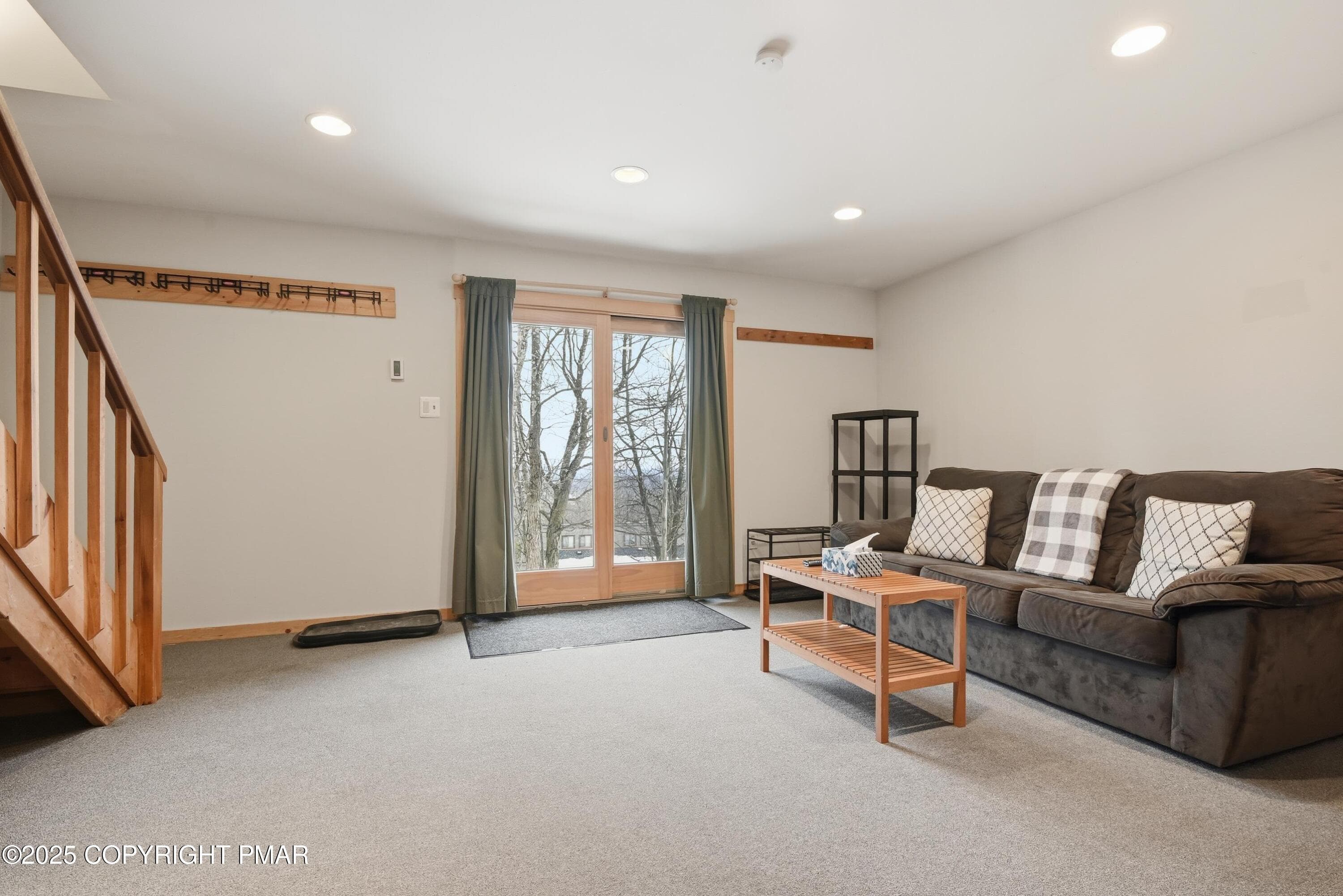 amz6cvjf2t (1) - 227 Cross Country Lane, Tannersville, PA 18372, Tannersville