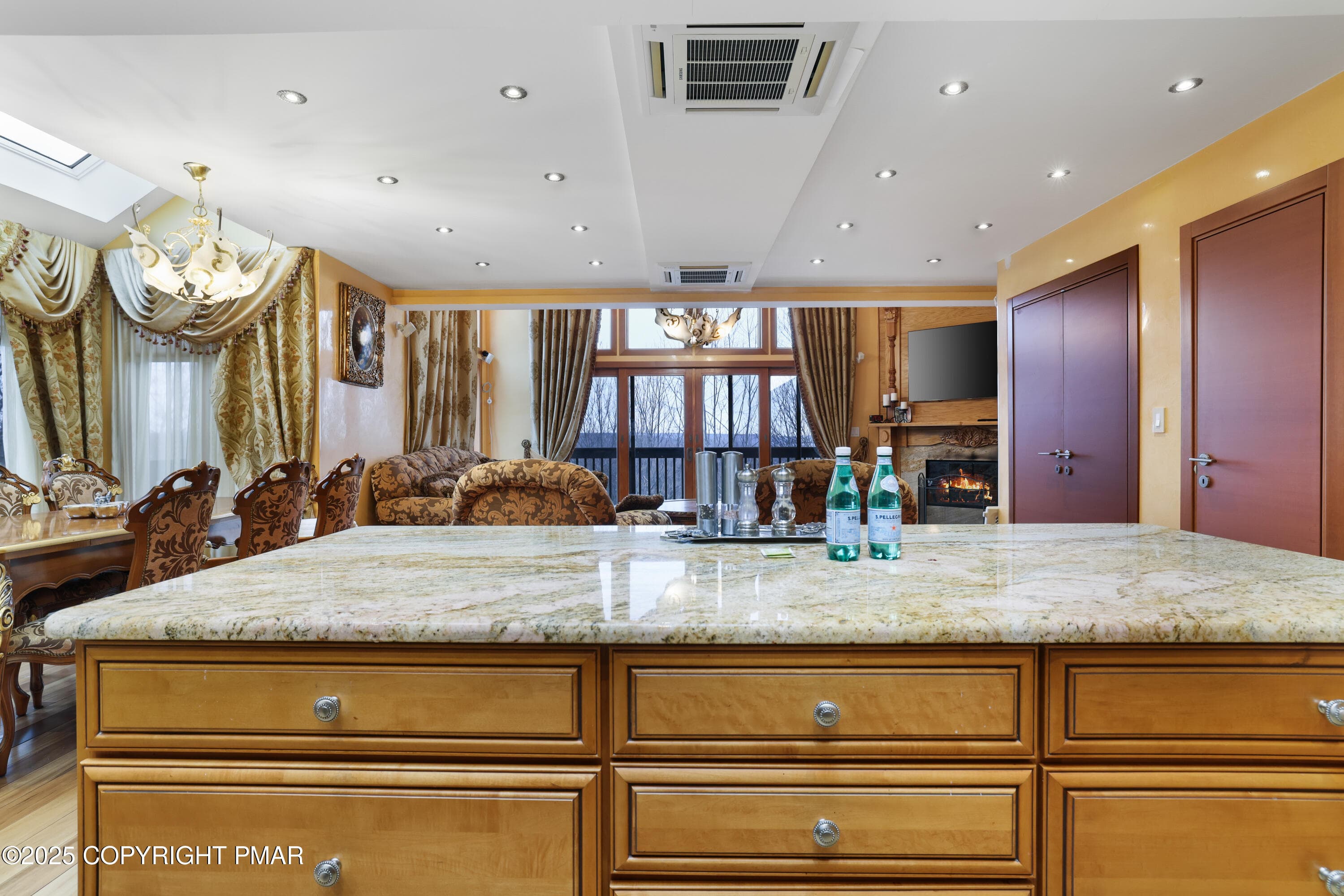 RBR55728 - 298 Overlook Way, Tannersville, PA 18372, Tannersville