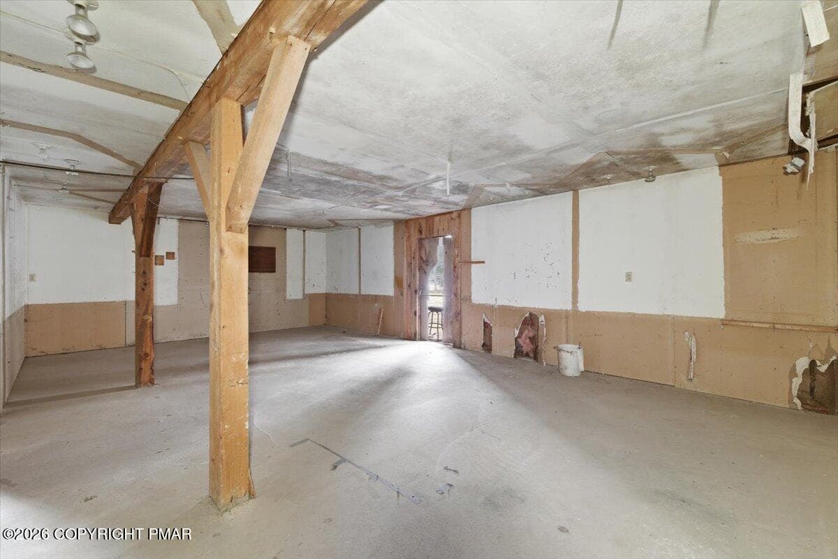 082-BLDG 3-17 - 159 Colony Village, Cresco, PA 18326, Cresco