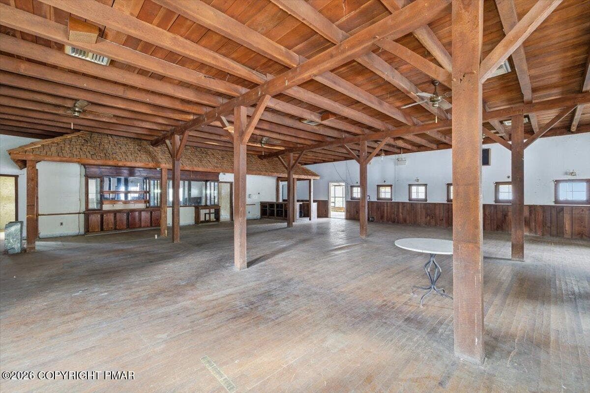 178-BLDG 8-17 - 159 Colony Village, Cresco, PA 18326, Cresco