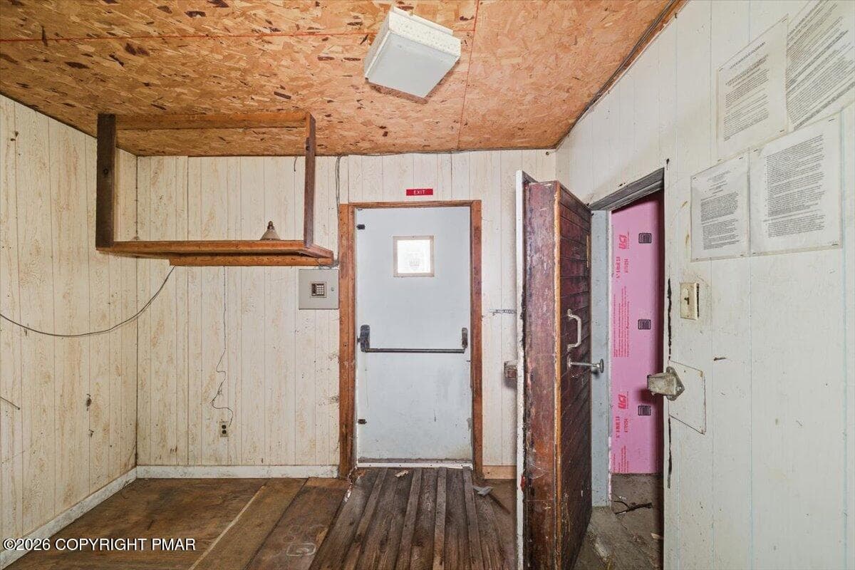 189-BLDG 8-28 - 159 Colony Village, Cresco, PA 18326, Cresco