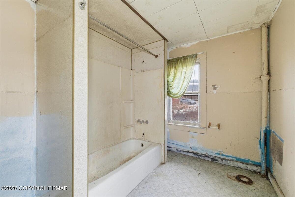 259-BLDG 12-20 - 159 Colony Village, Cresco, PA 18326, Cresco