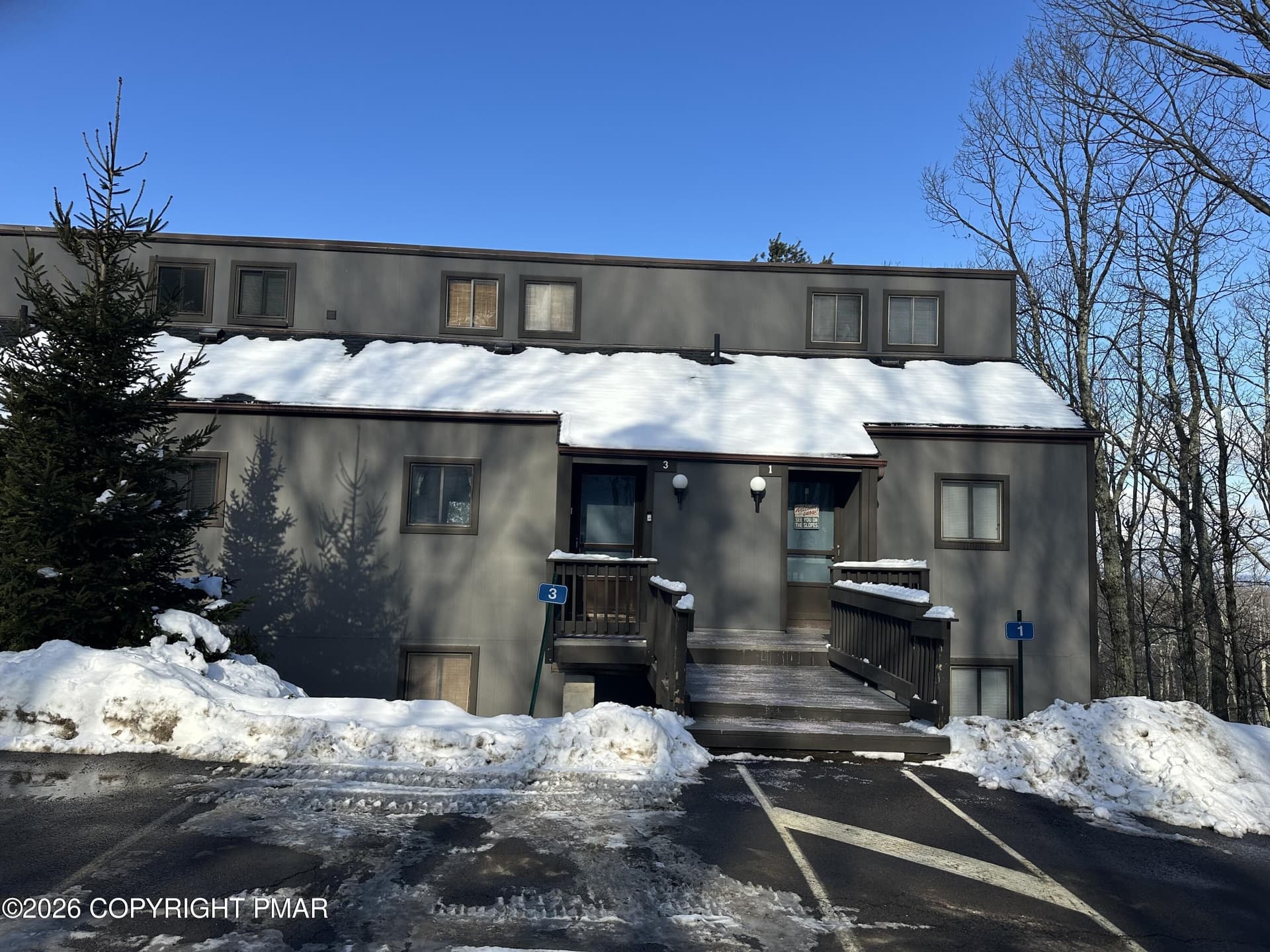 Ext 1 unit 3 - 3 Middle Village Way, Tannersville, PA 18372