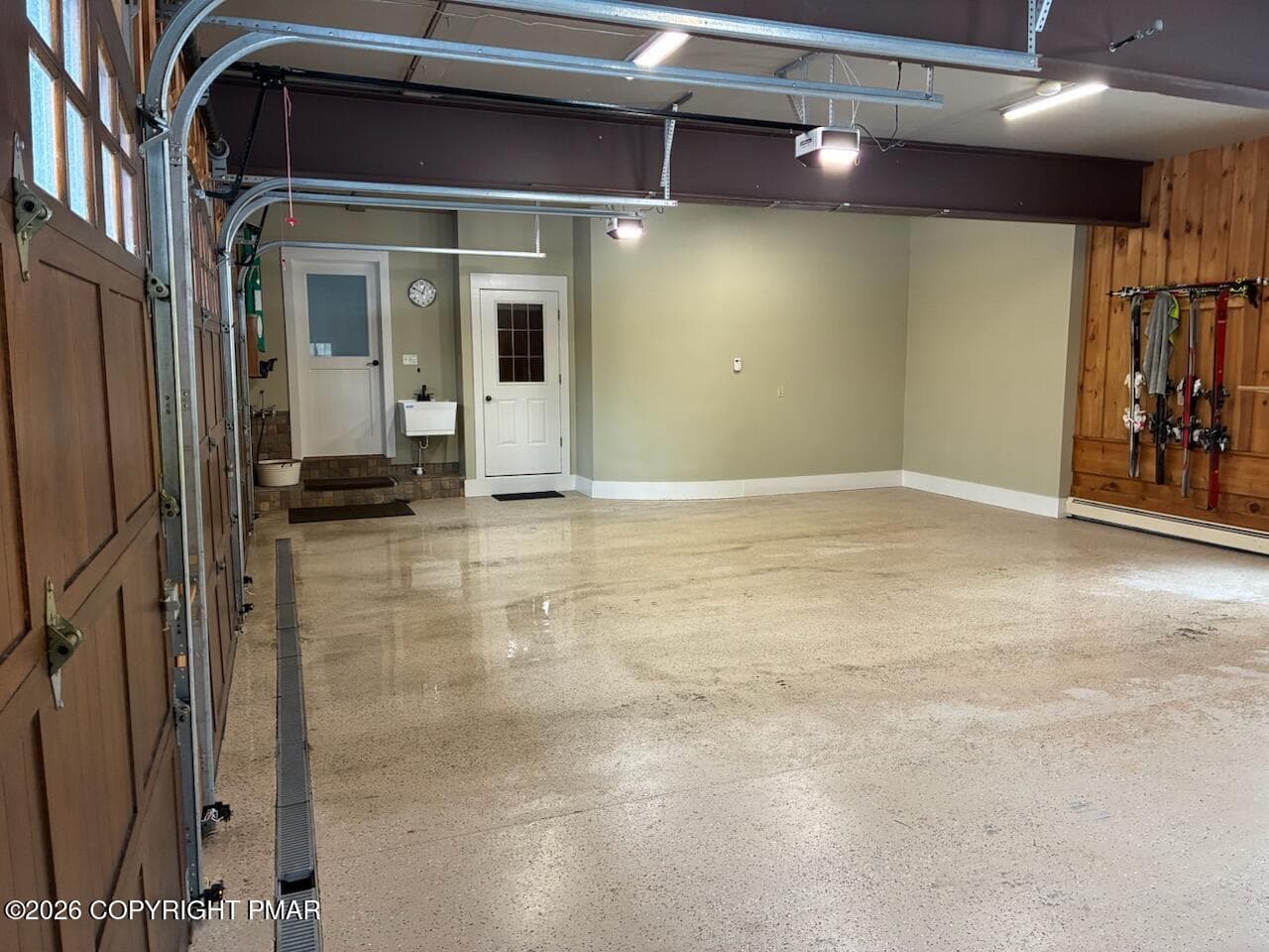 Garage - 1212 Burger Hollow Road, Effort, PA 18330, Effort
