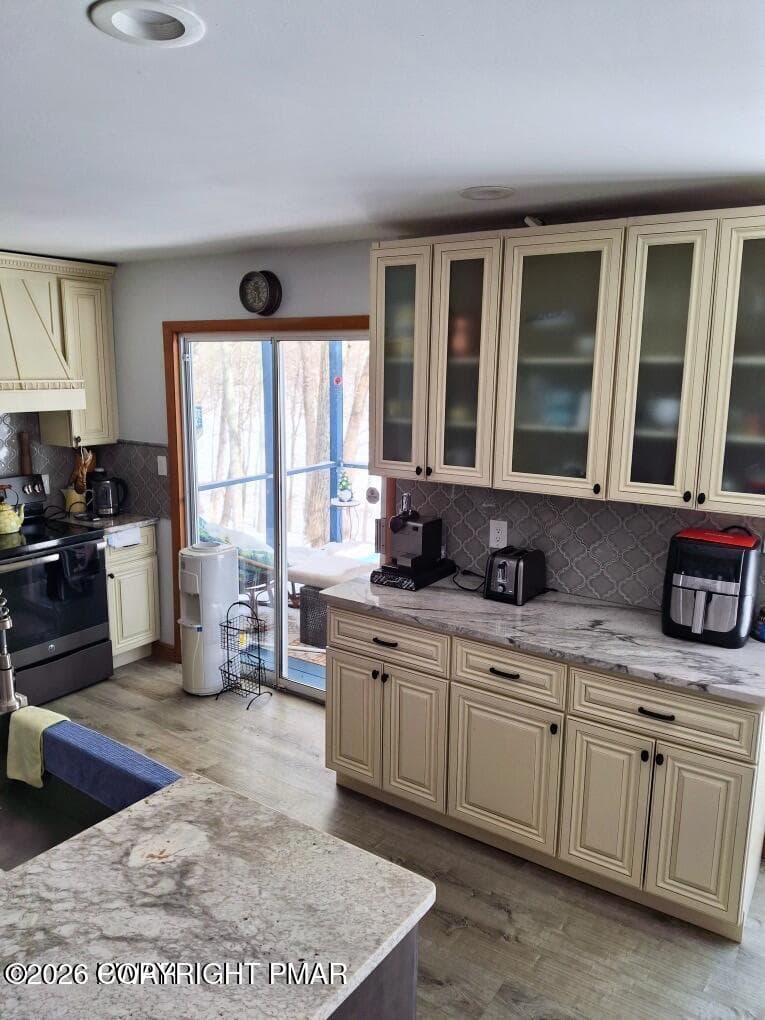 20260224203706590833000000-o - 211 Brandyshire Drive, Tamiment, PA 18371