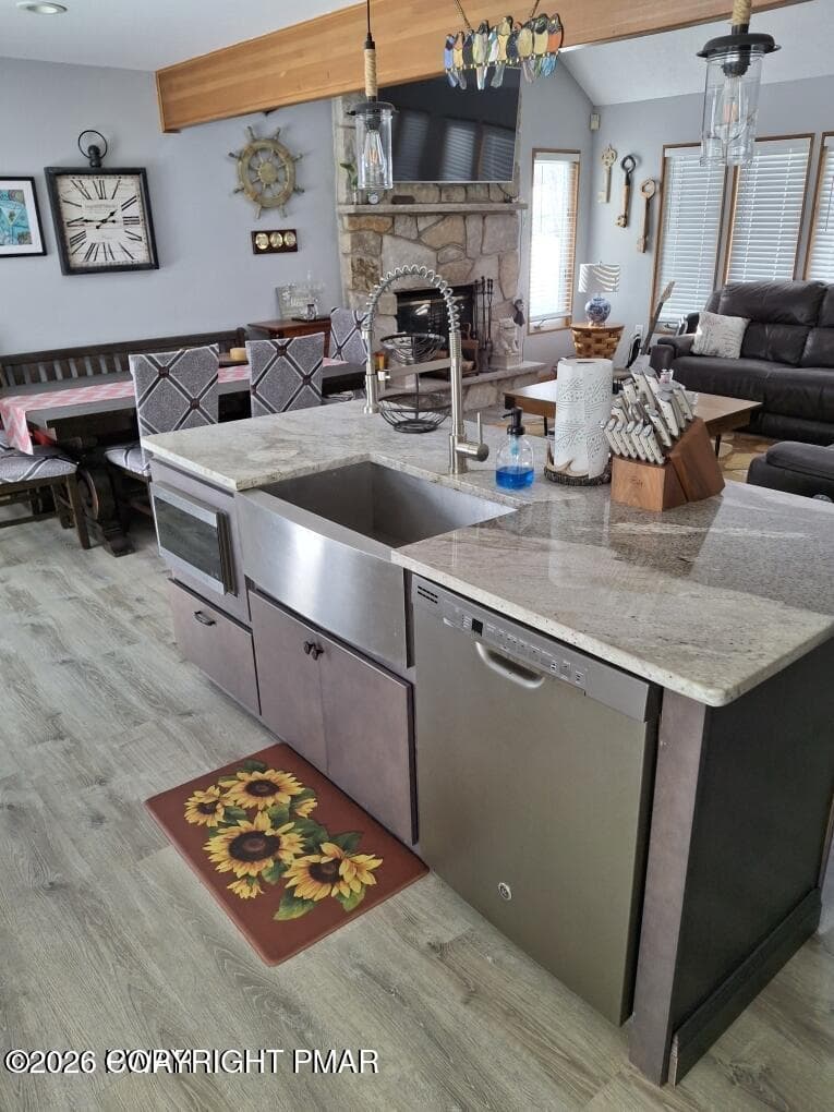 20260224203416475515000000-o - 211 Brandyshire Drive, Tamiment, PA 18371