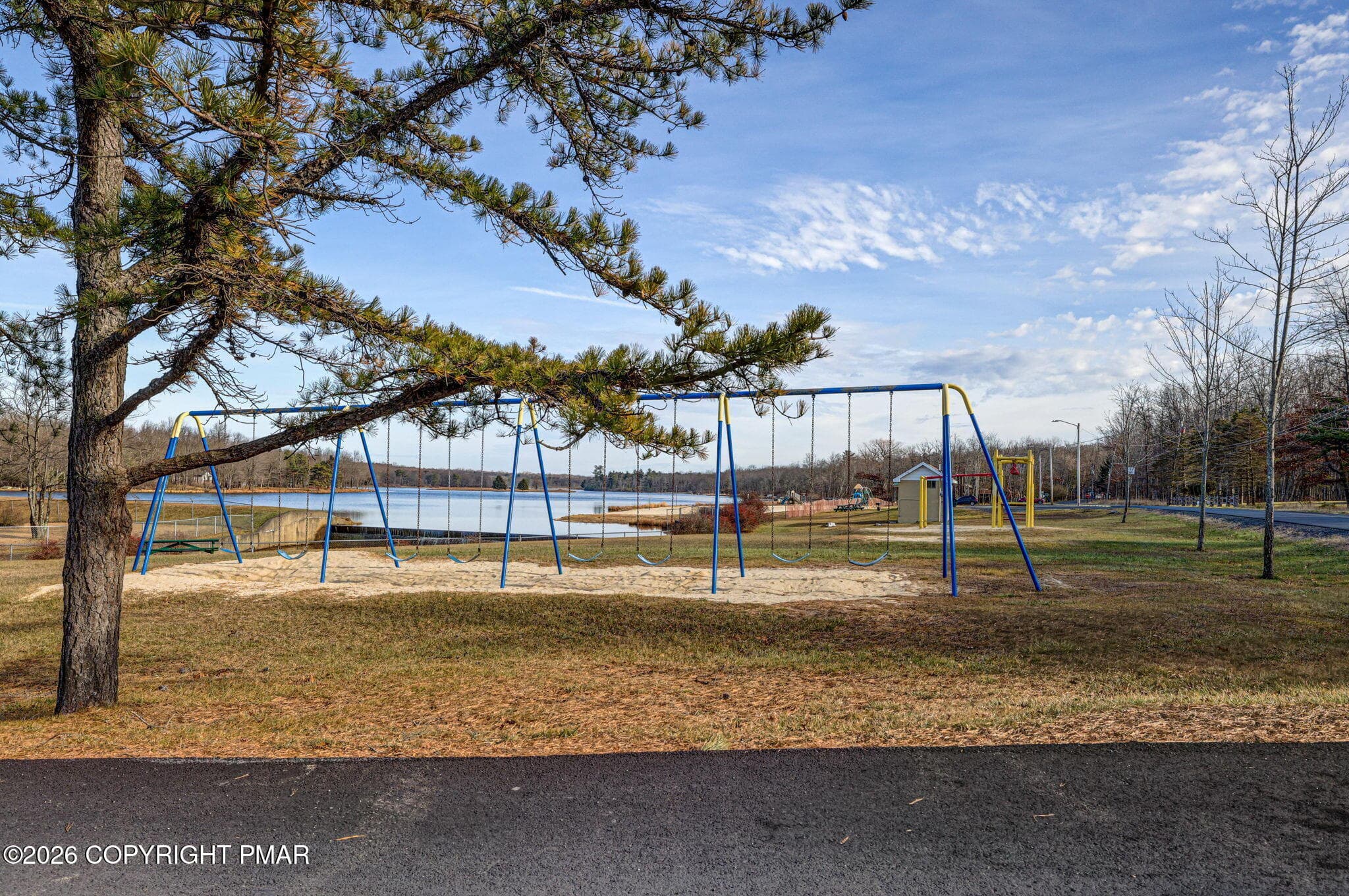 58-web-or-mls-RBPH6919-HDR - 33 Sassafras Road, Albrightsville, PA 18210, Albrightsville