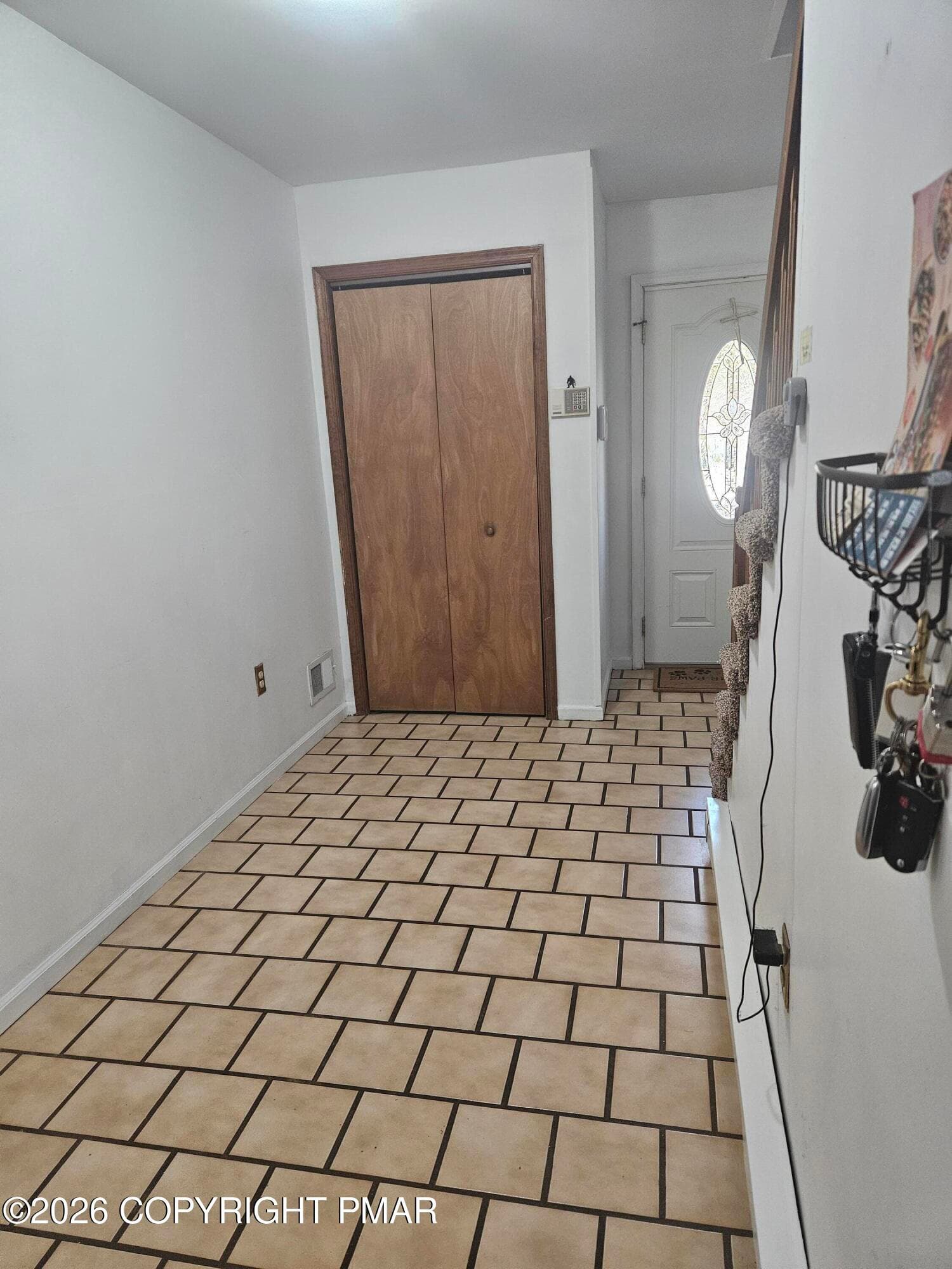 Foyer with Coat Closet - 166 Tanbark Lane, Tannersville, PA 18372, Tannersville