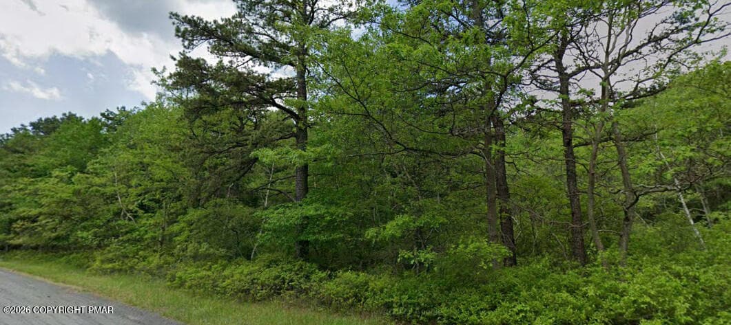 5879 Tumbleweed Drive, Long Pond, PA 18334